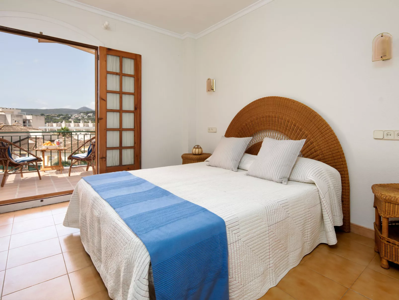 La Isla C12-Inside