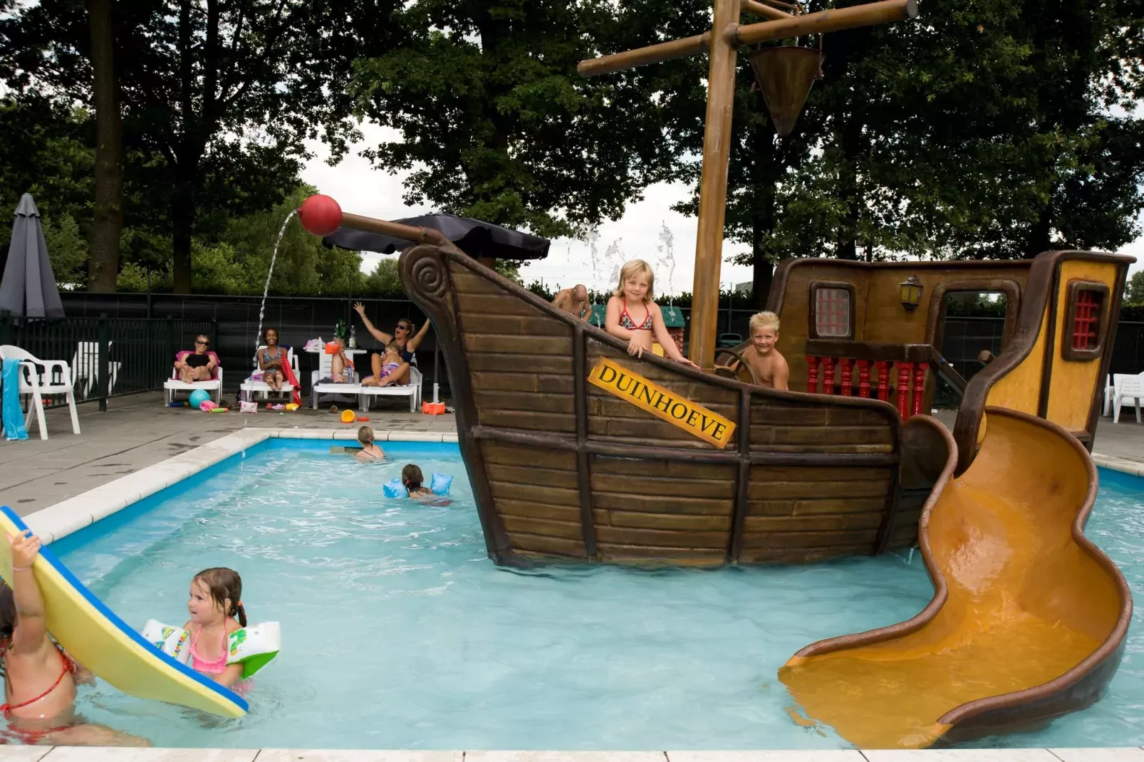 Recreatiepark Duinhoeve 4-Park facilities