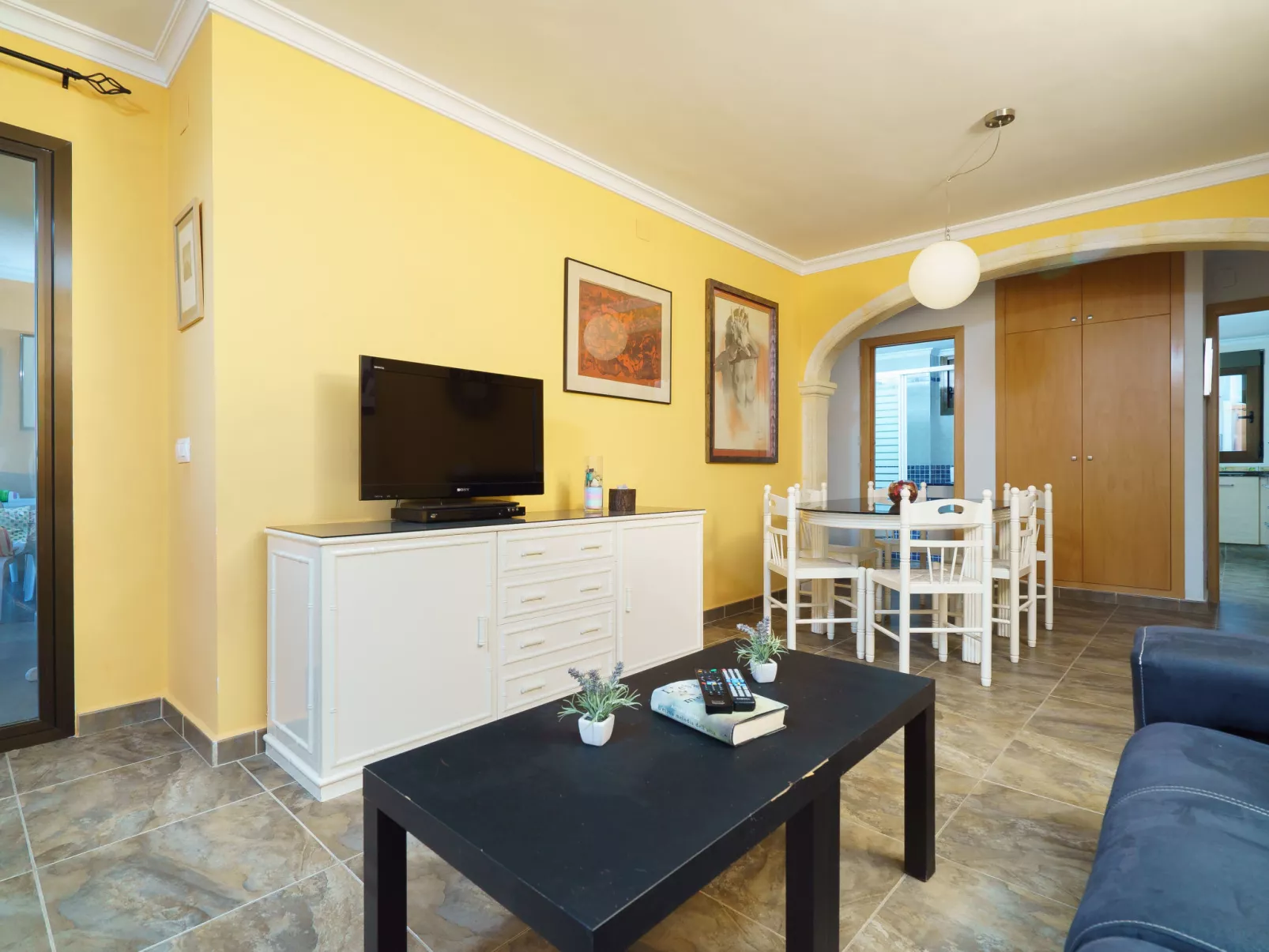 Galicia Javea-Inside