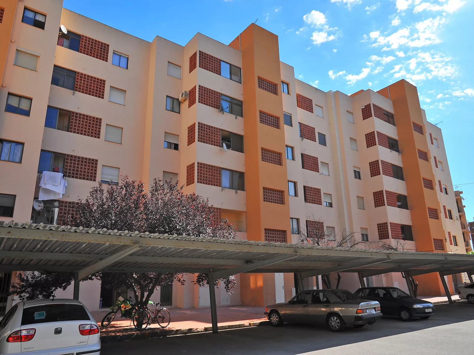 Galicia Javea-Outside