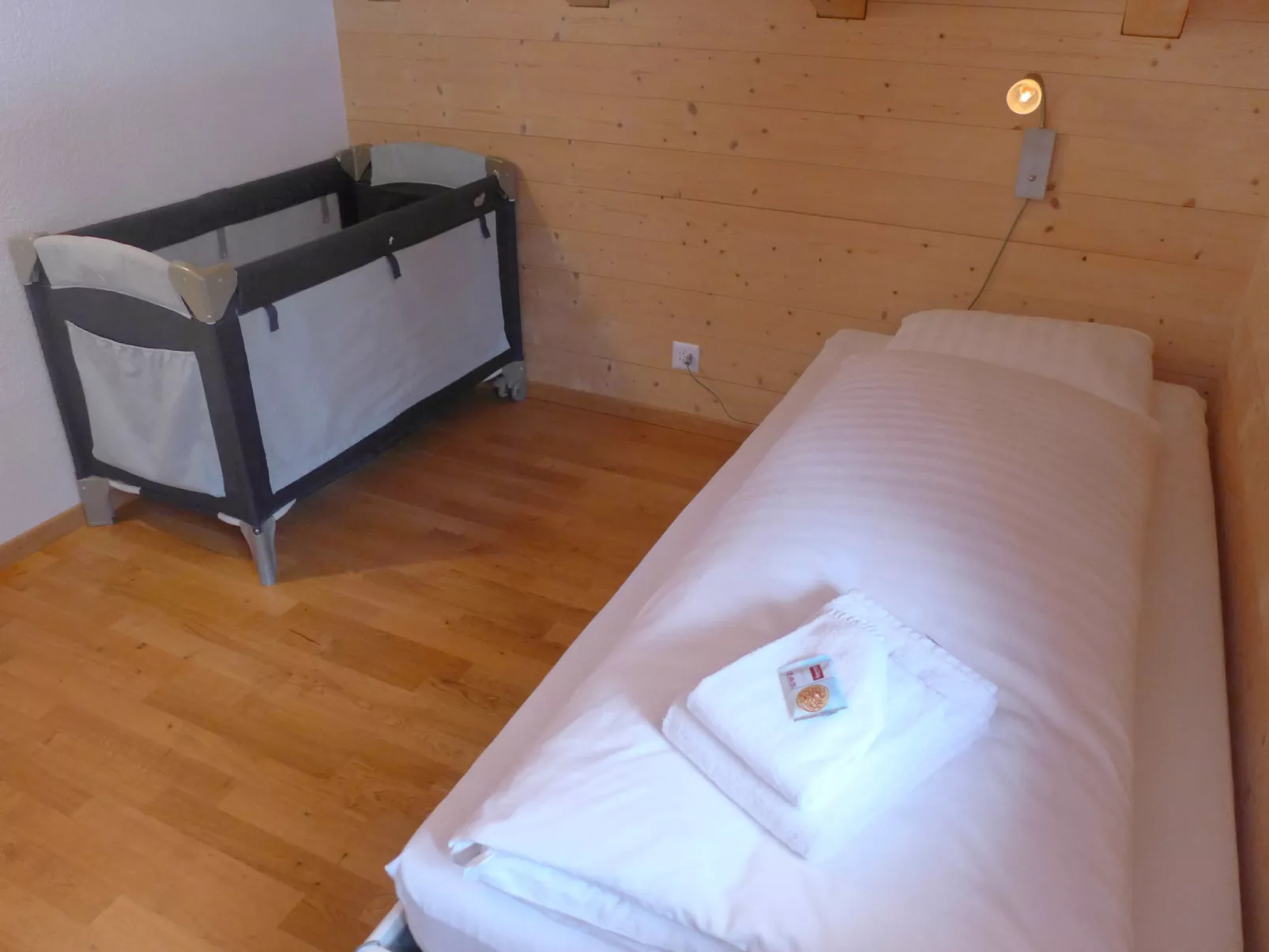Chalet Almisgässli-Inside