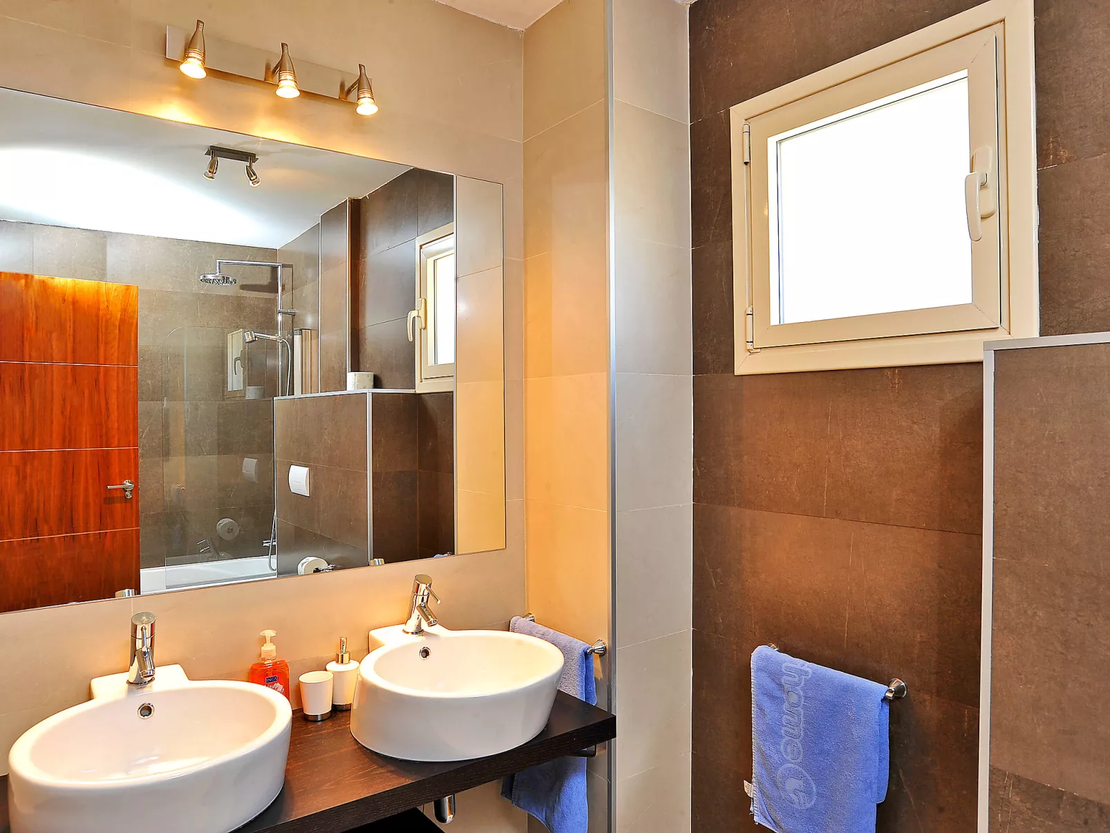 Marmara-Inside