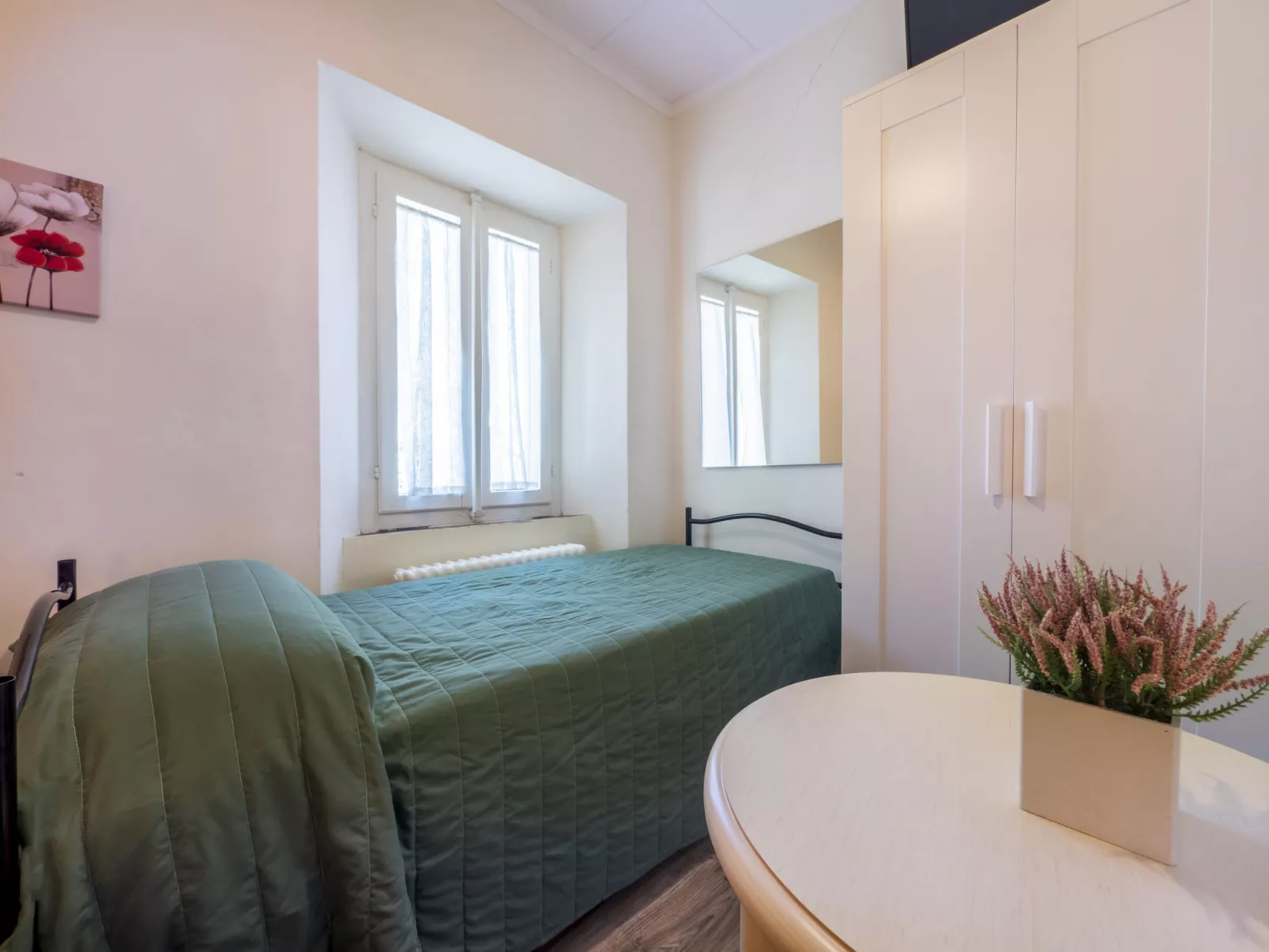 Green Wellness House-Inside