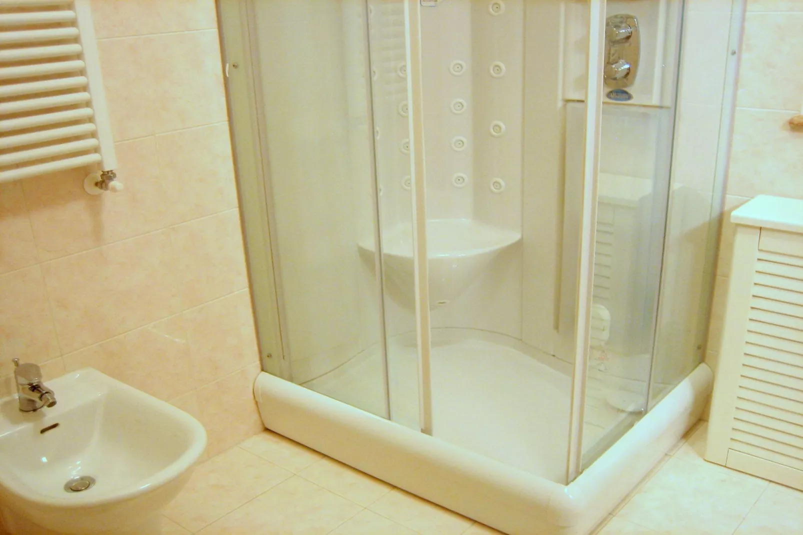 Bardolino Ventitre-Bathroom