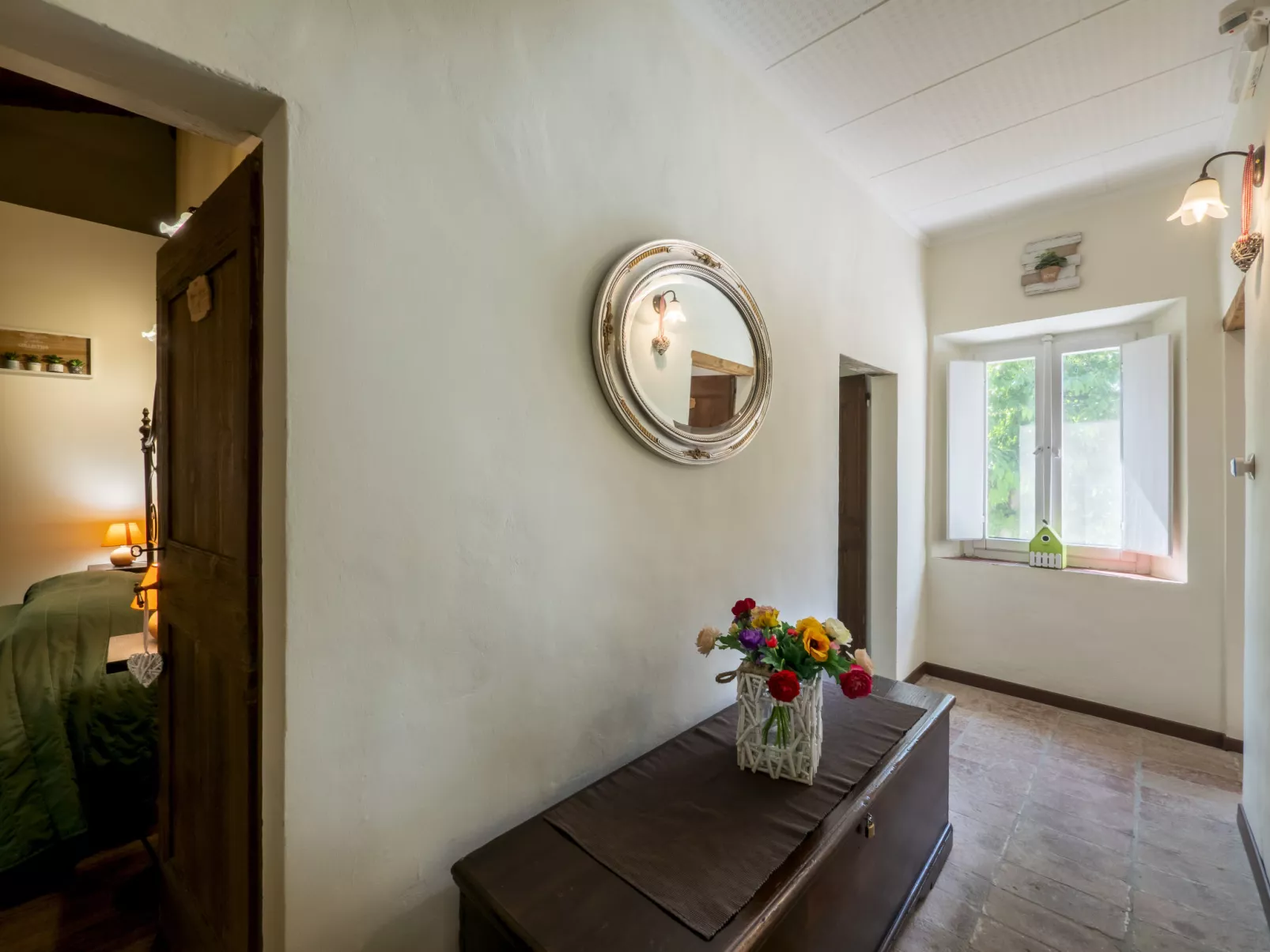 Green Wellness House-Inside