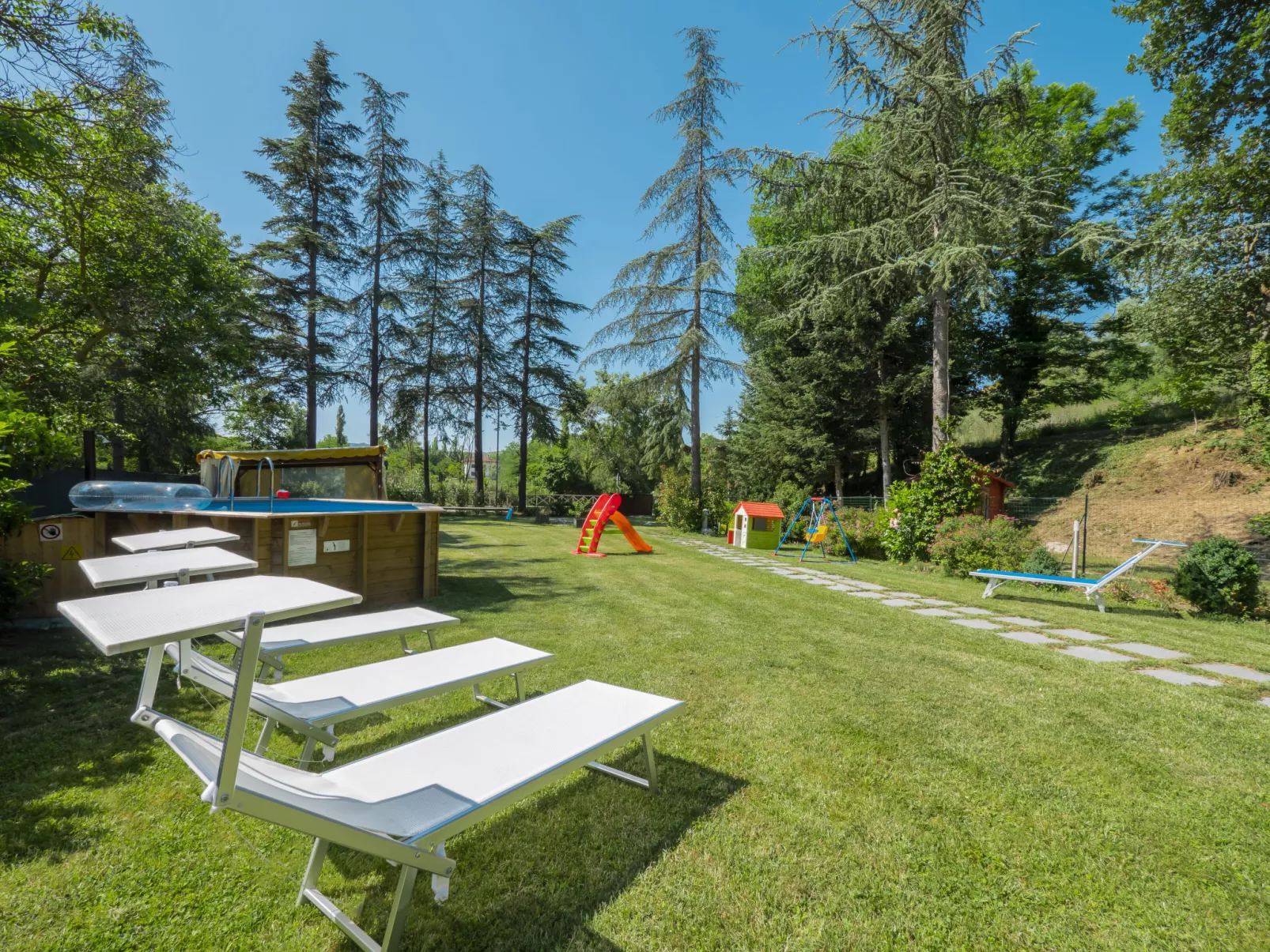 Green Wellness House-Outside