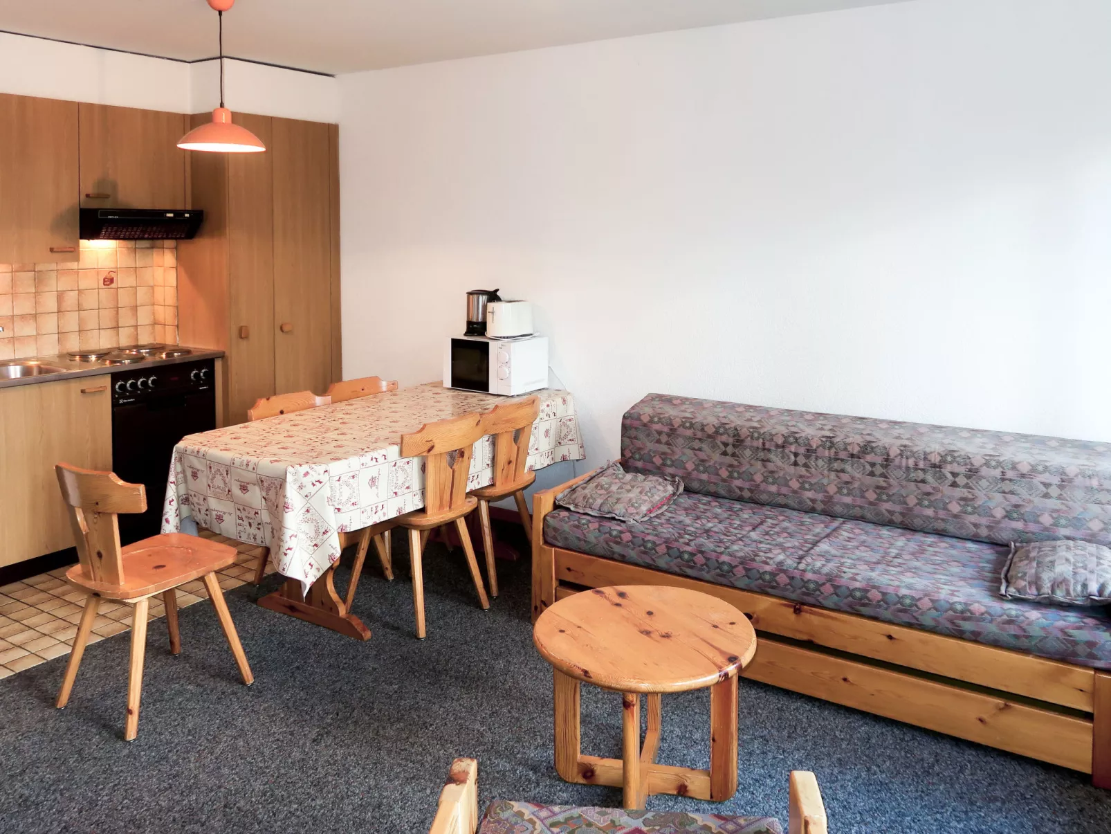 Hameau D004-Inside