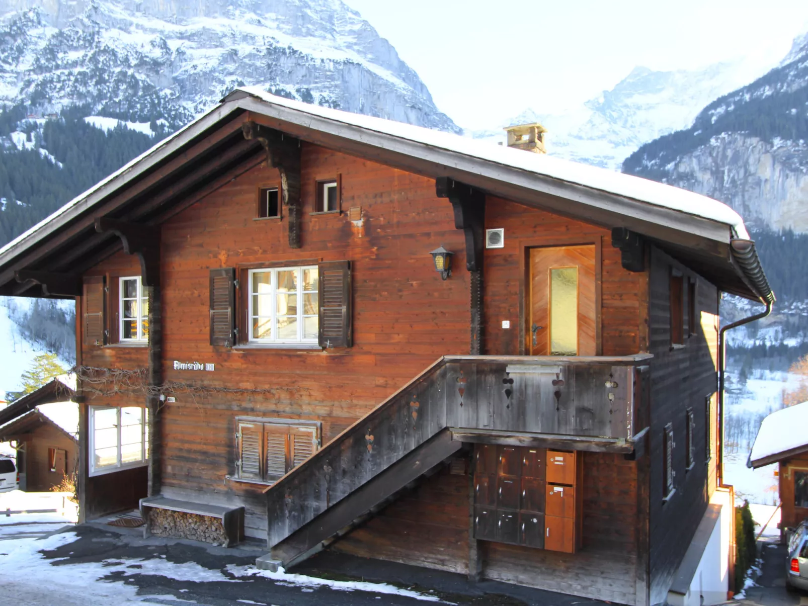 Chalet Almisräba-Outside