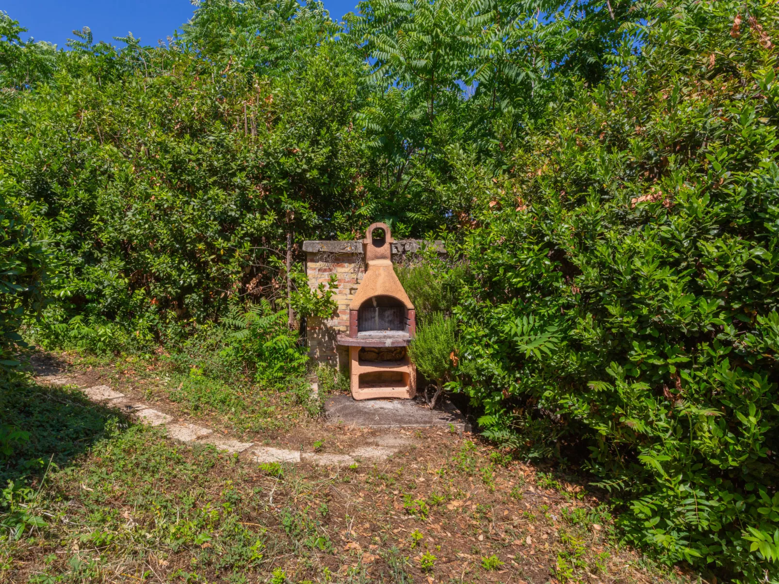 Fonte del Ceppo 2-Outside