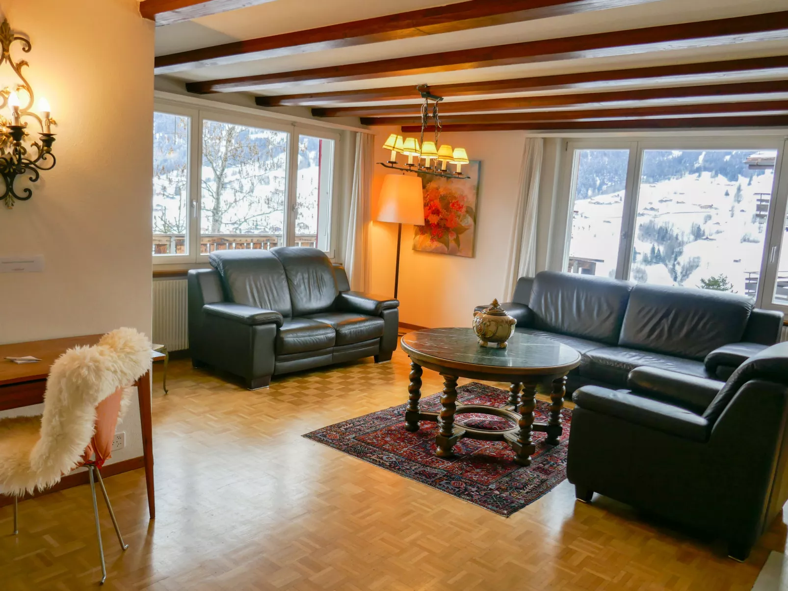 Chalet Shangri La-Inside