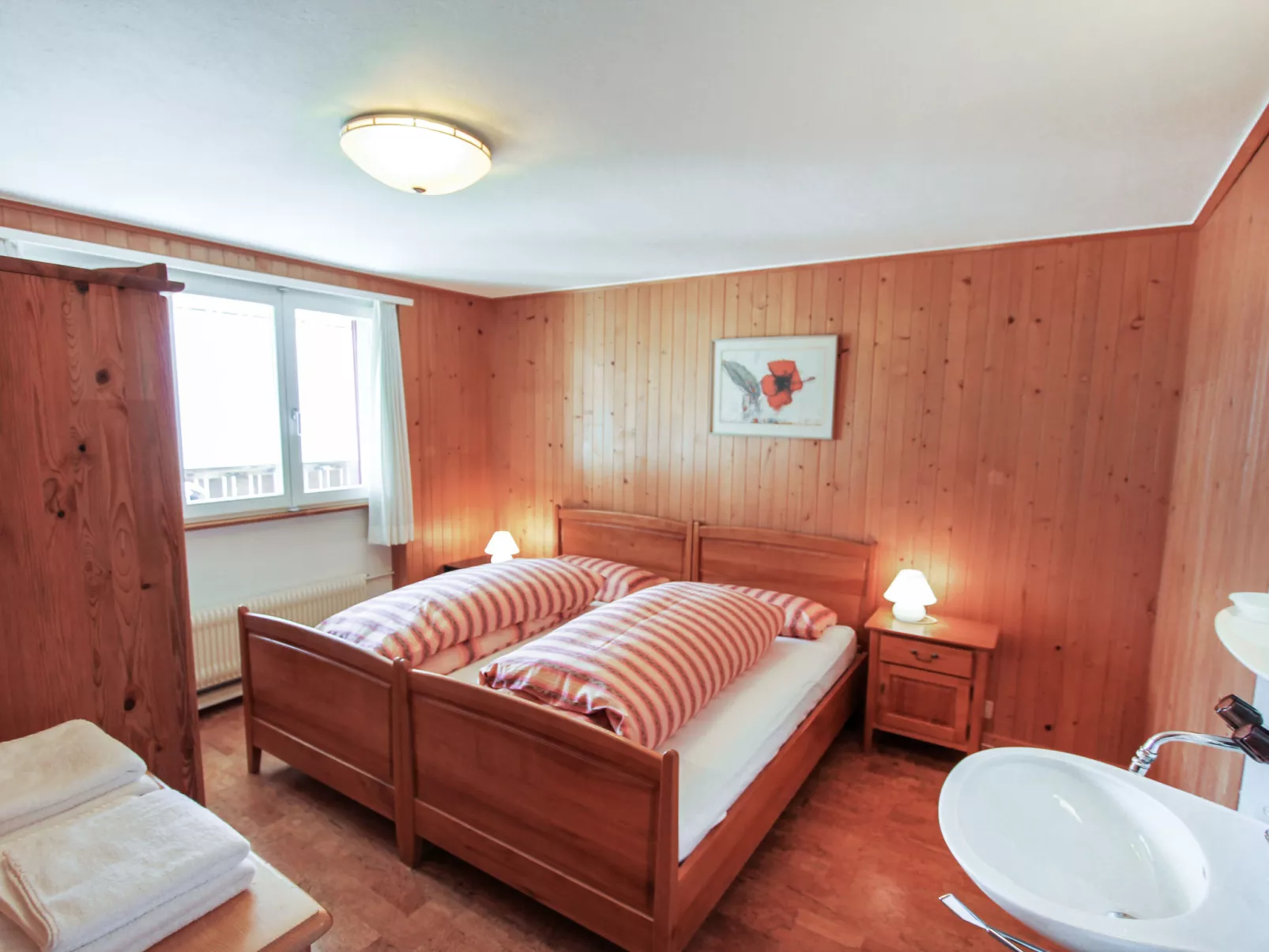 Chalet Shangri La-Inside