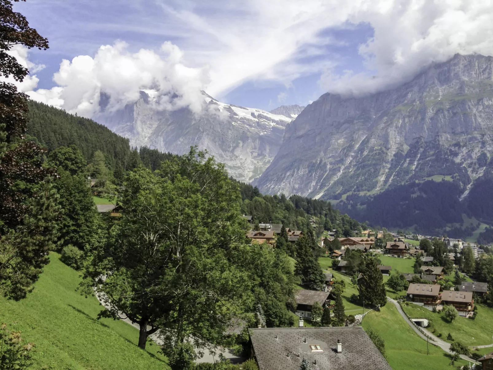 Chalet Shangri La-Outside