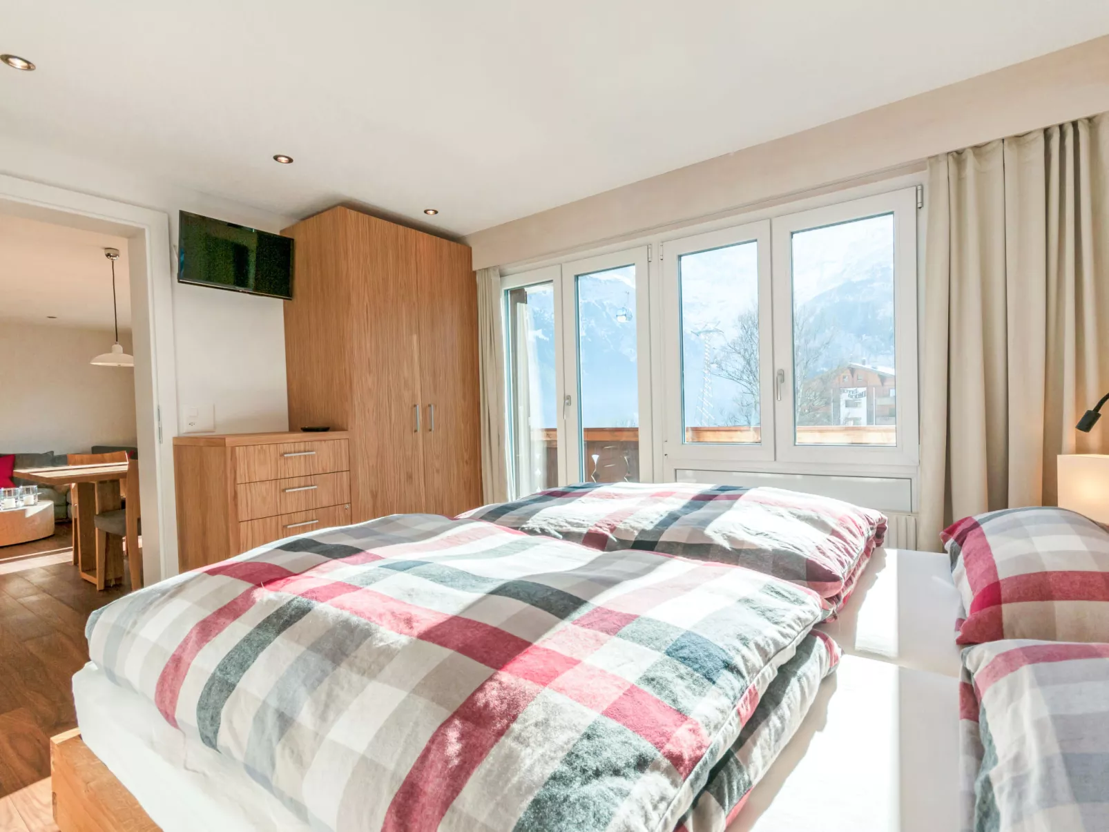 Chalet Bodmisunne-Inside