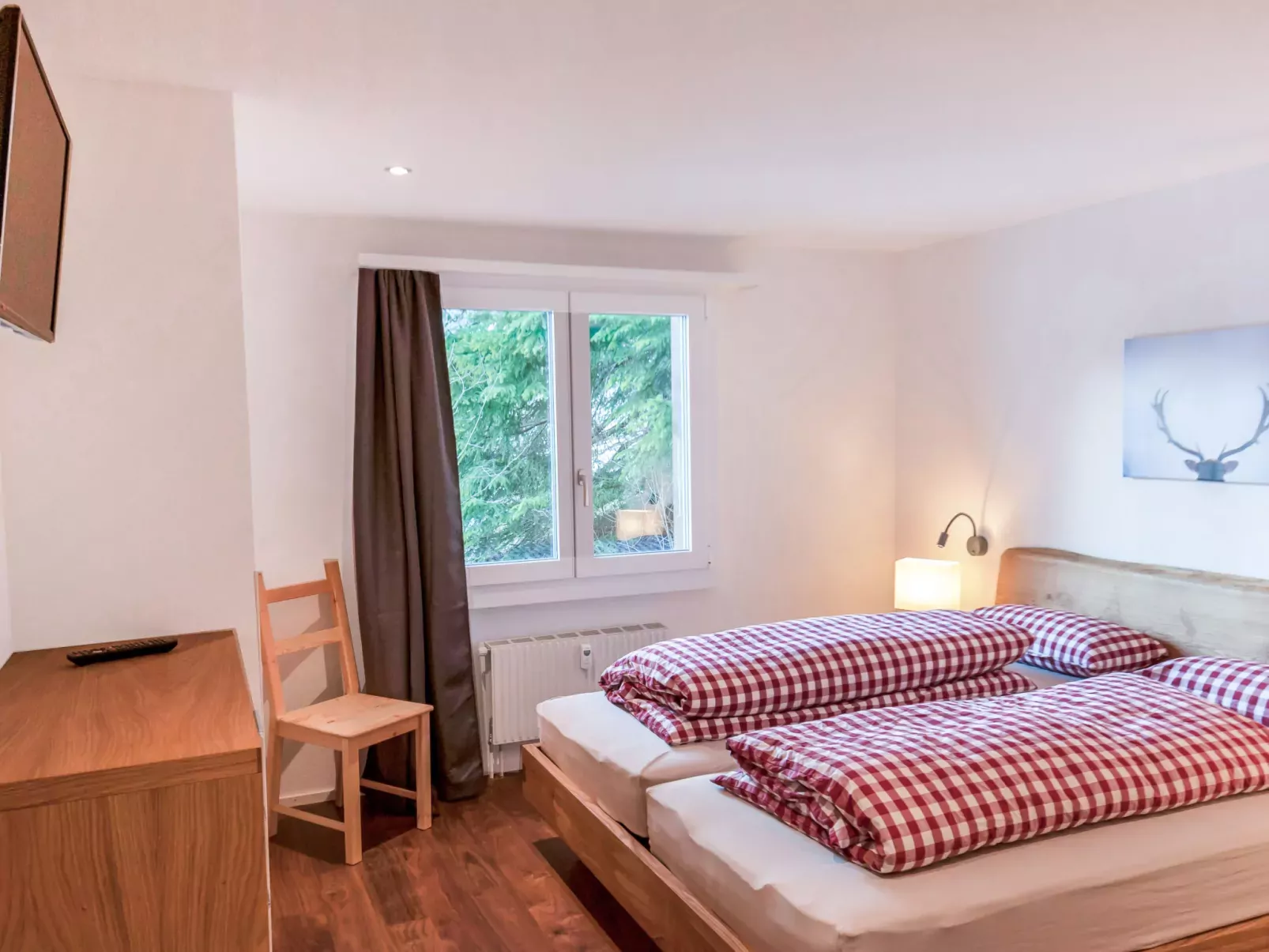 Chalet Bodmisunne-Inside