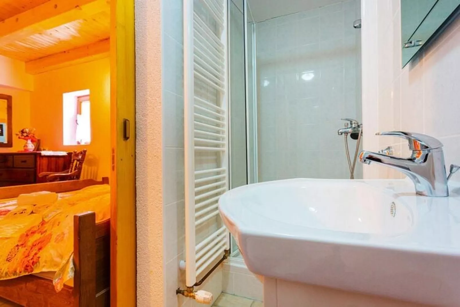 Holiday home Jucinovi Dvori Starigrad PaklenicaVilla ca 150 qm für 12 Personen-Salle de bain
