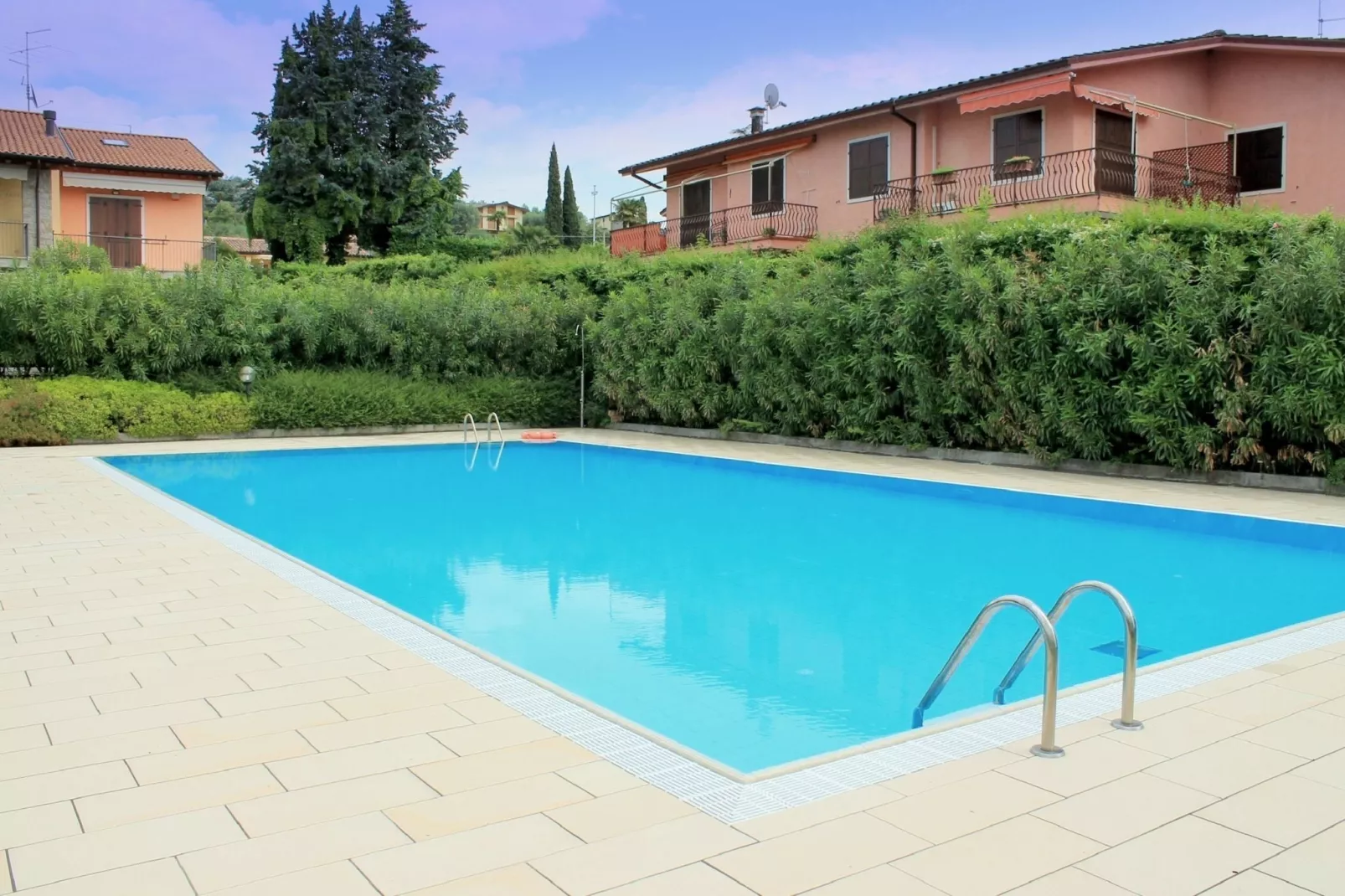 Bardolino Ventitre-Pool