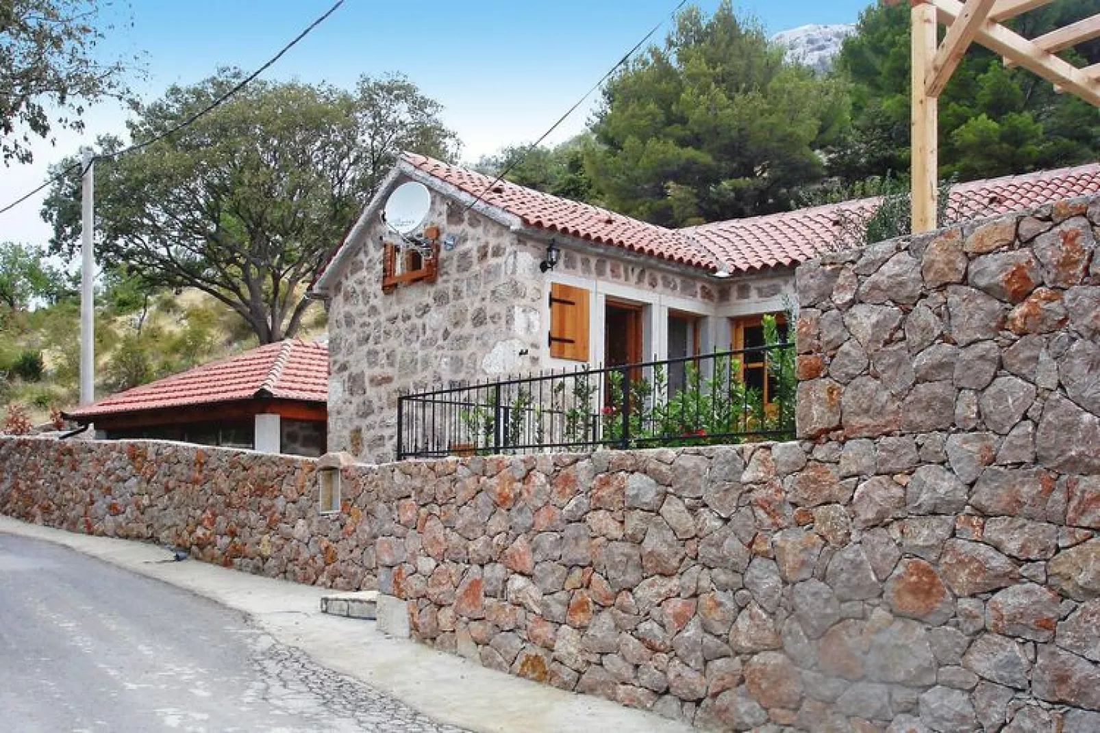Holiday home Jucinovi Dvori Starigrad PaklenicaVilla ca 150 qm für 12 Personen-Extérieur été
