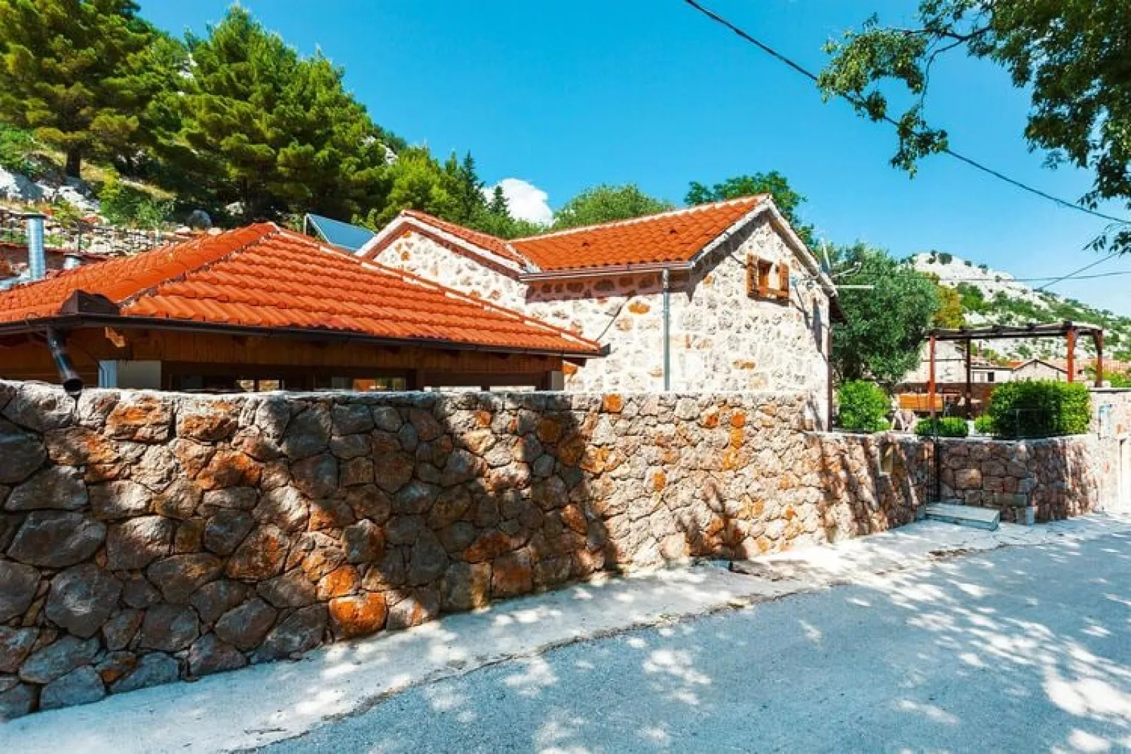 Holiday home Jucinovi Dvori Starigrad PaklenicaVilla ca 150 qm für 12 Personen-Extérieur été