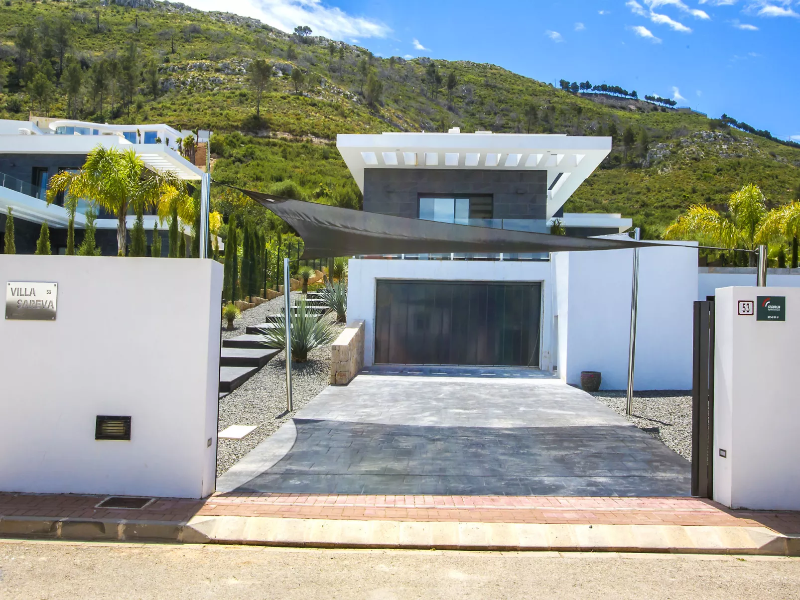 Villa Sareva-Outside