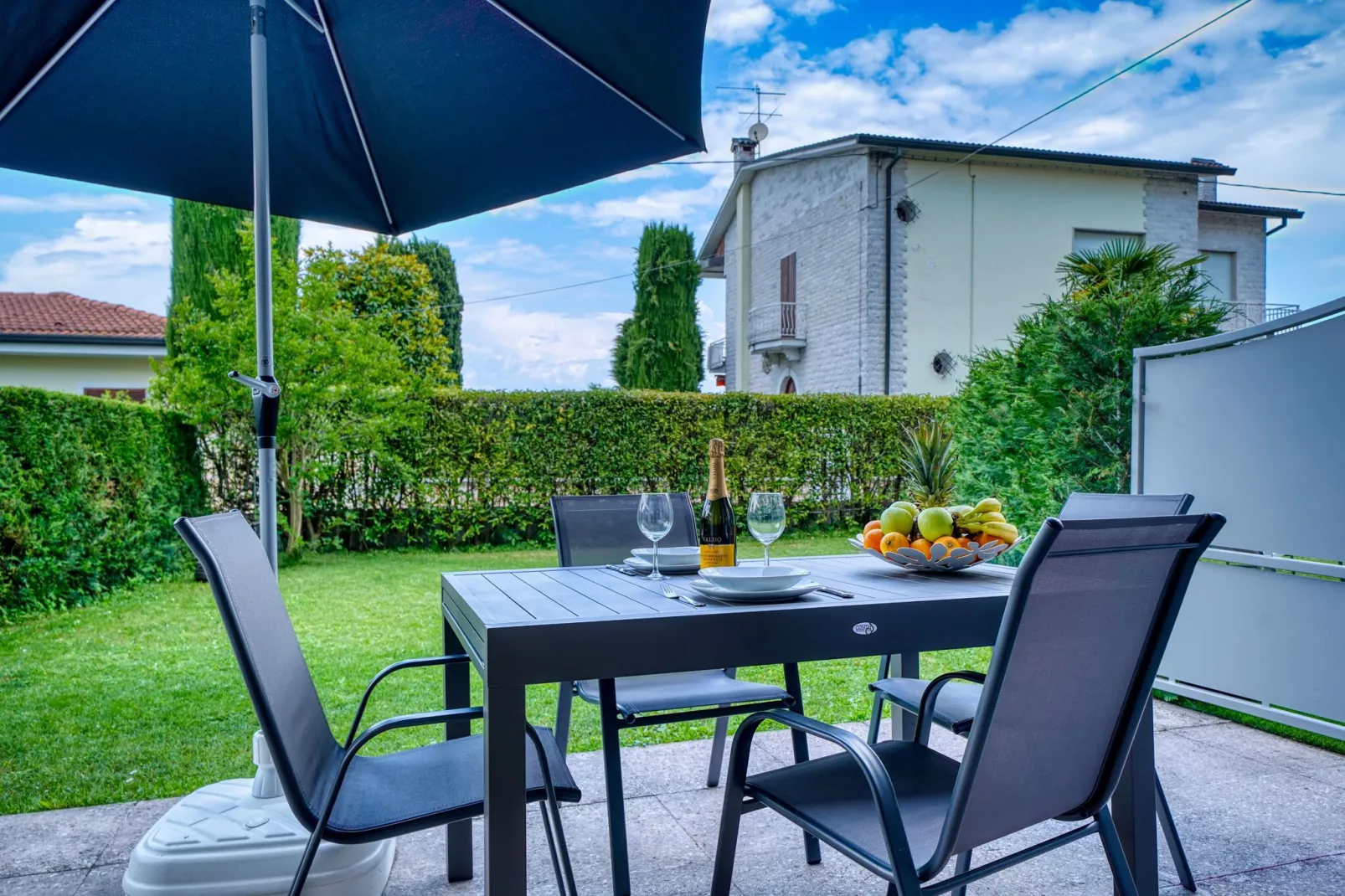 Margherita-Terrace balcony