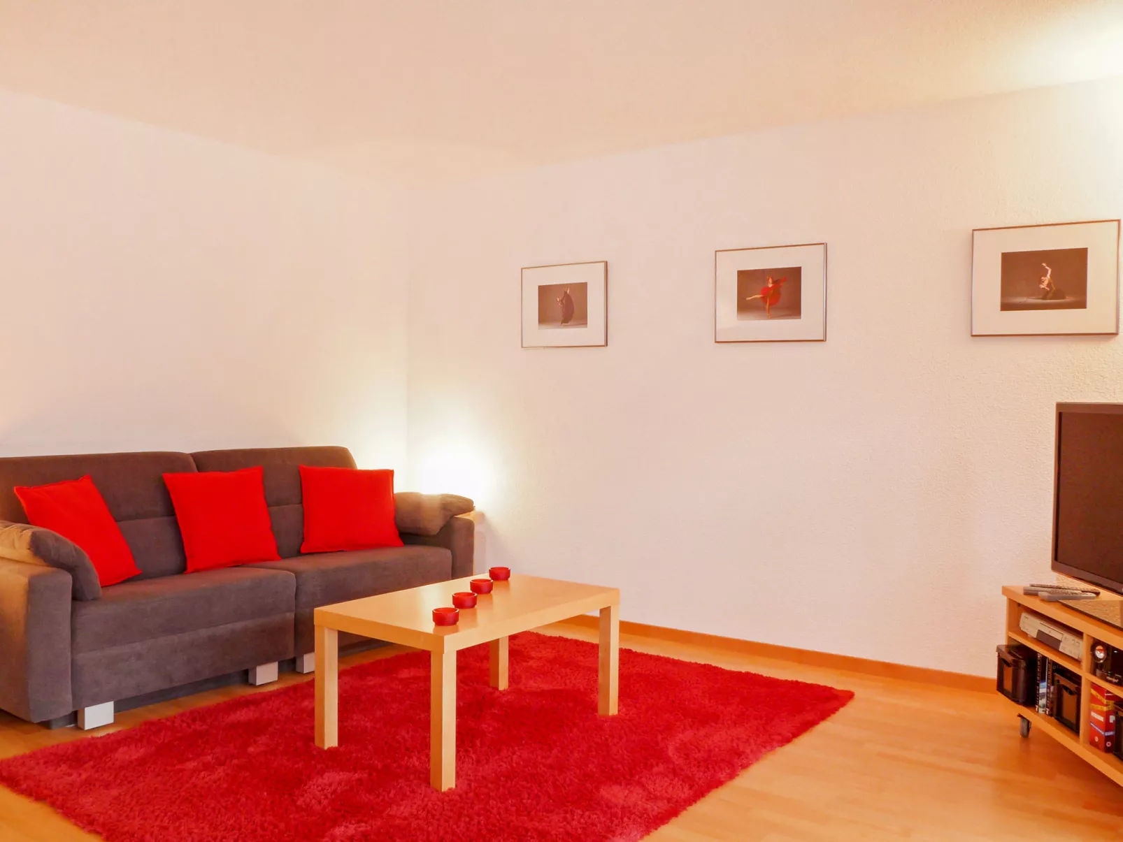 Krokus Apt.T-Dedans