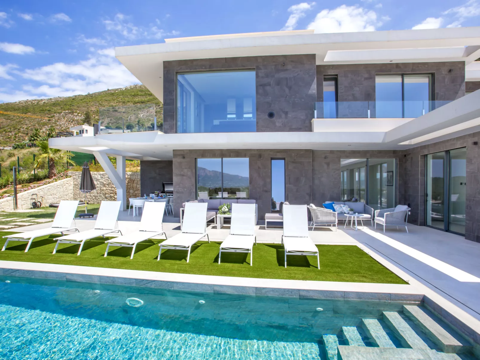 Villa Atina-Outside