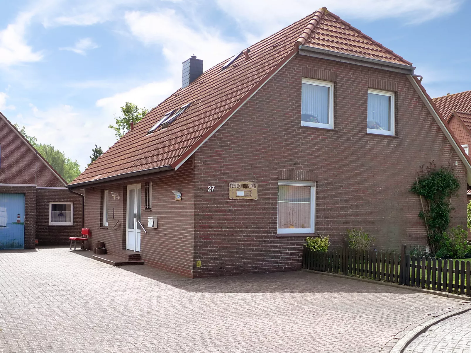 Schonerweg-Outside