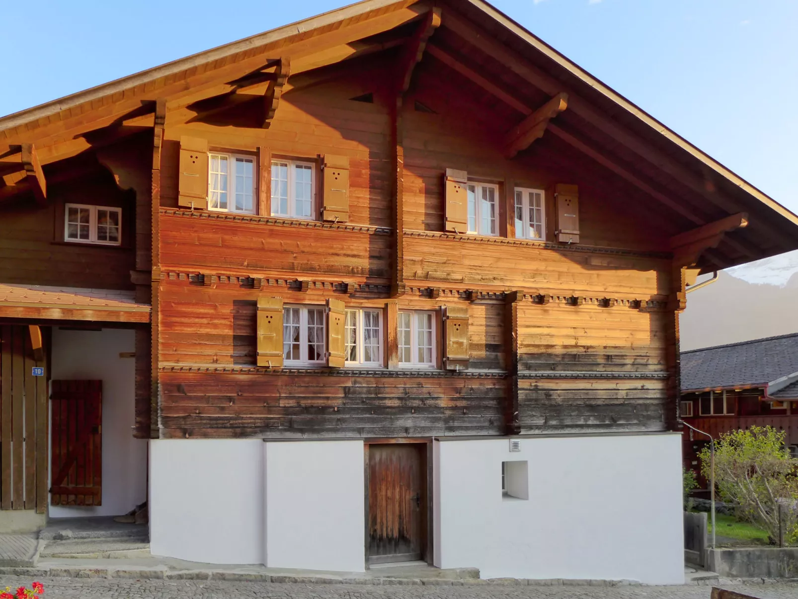 Chalet Esther-Outside