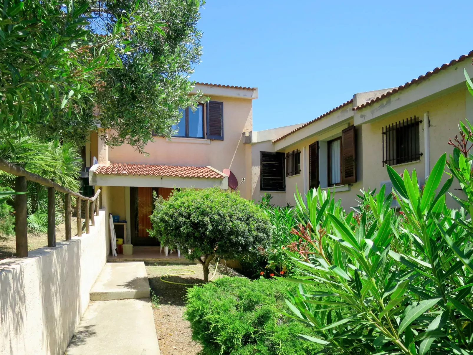 Il Borgo (PCR215)-Outside