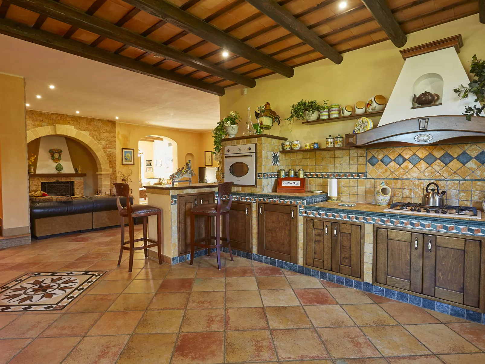 Bel Villa-Inside