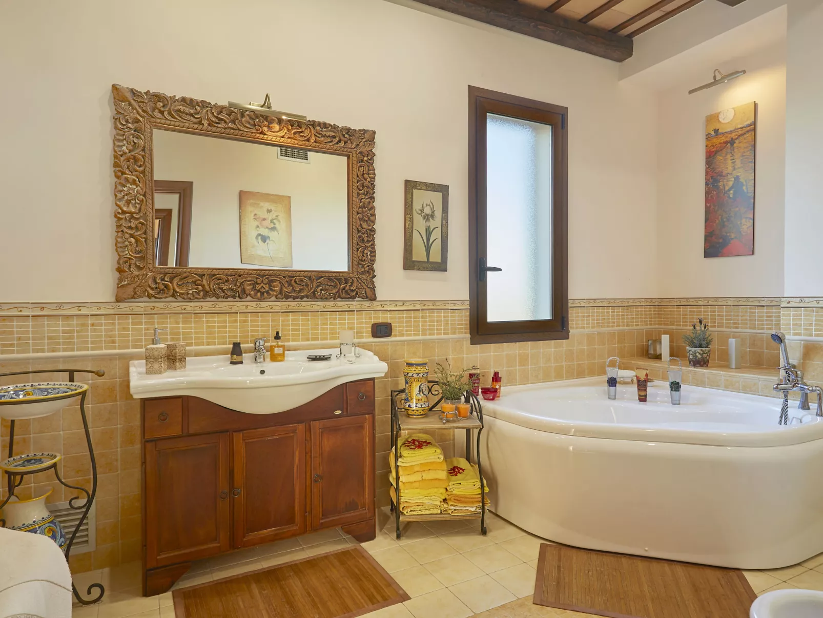 Bel Villa-Inside