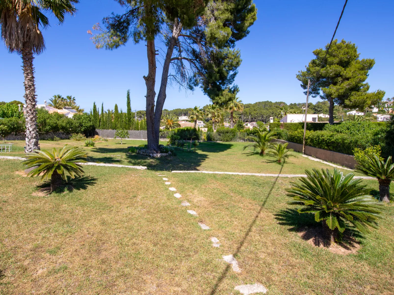 Cala Vista-Outside