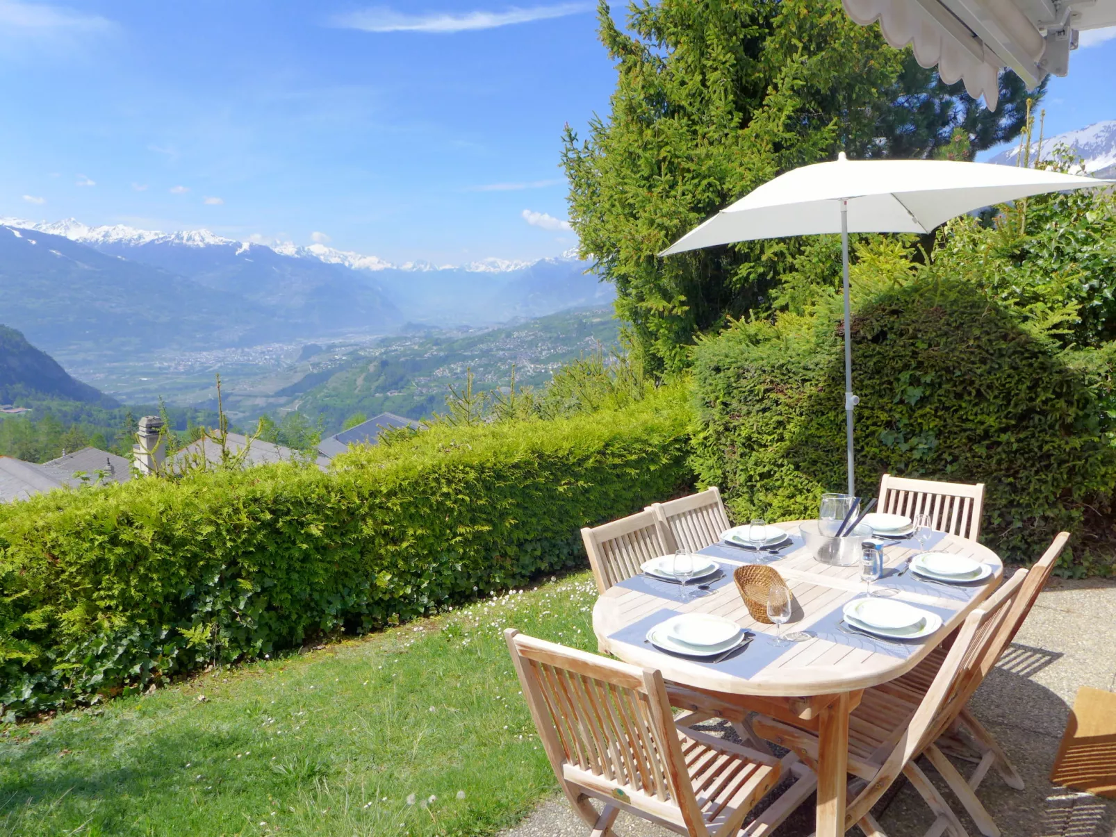 Chalet La Délège-Outside