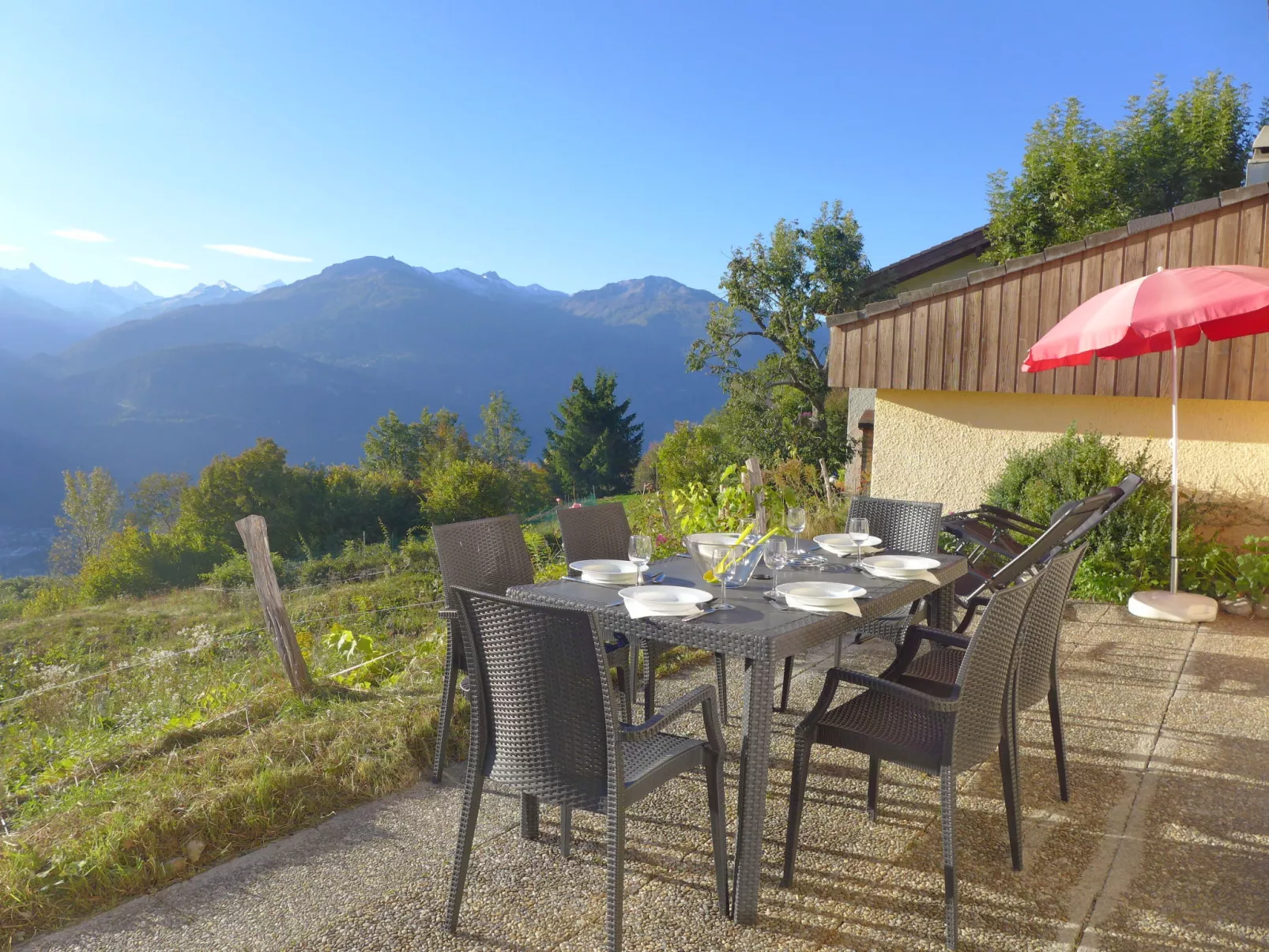 Maison Le Fontany-Outside