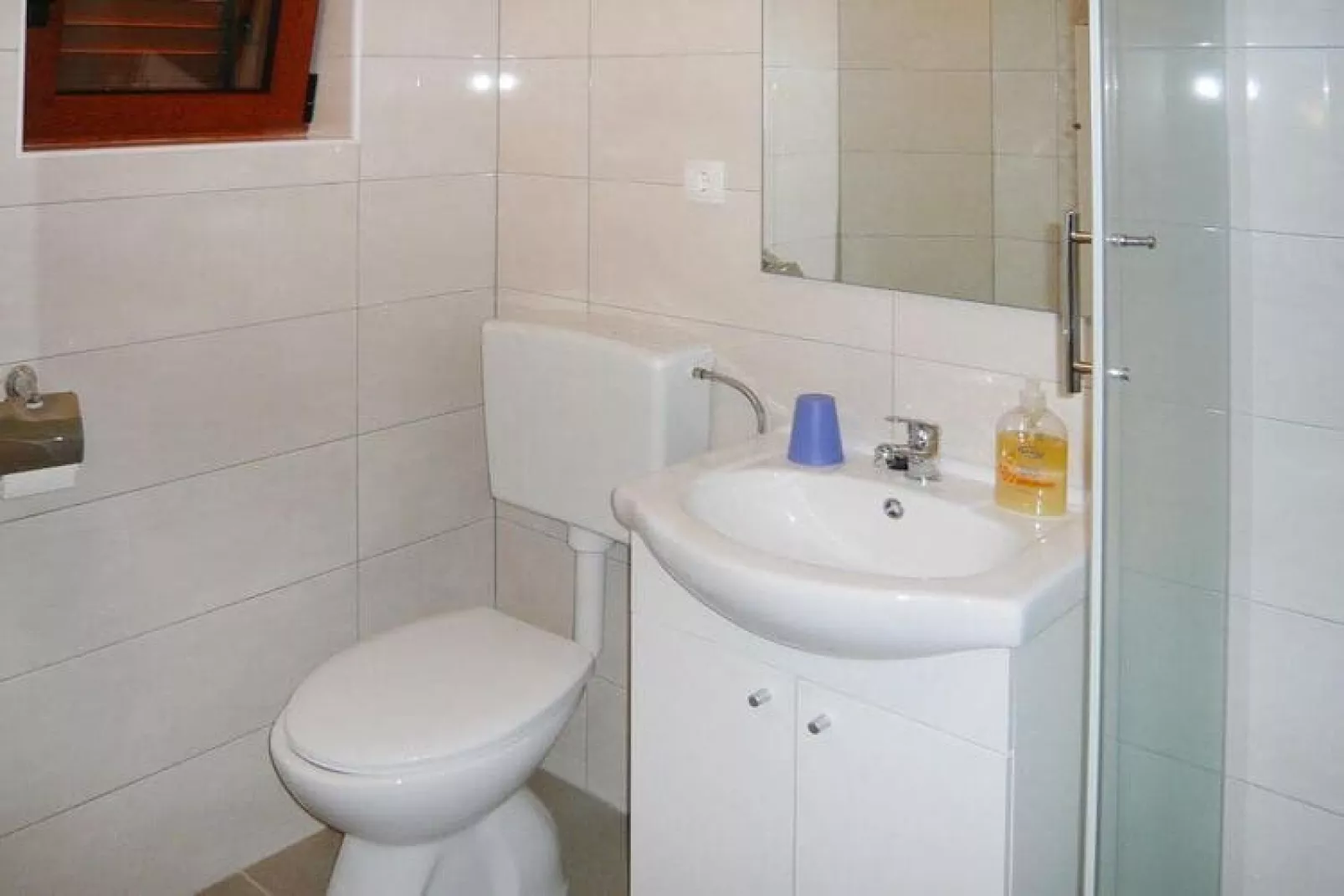 Apartments Seaview, Starigrad Paklenica-A6-Bathroom