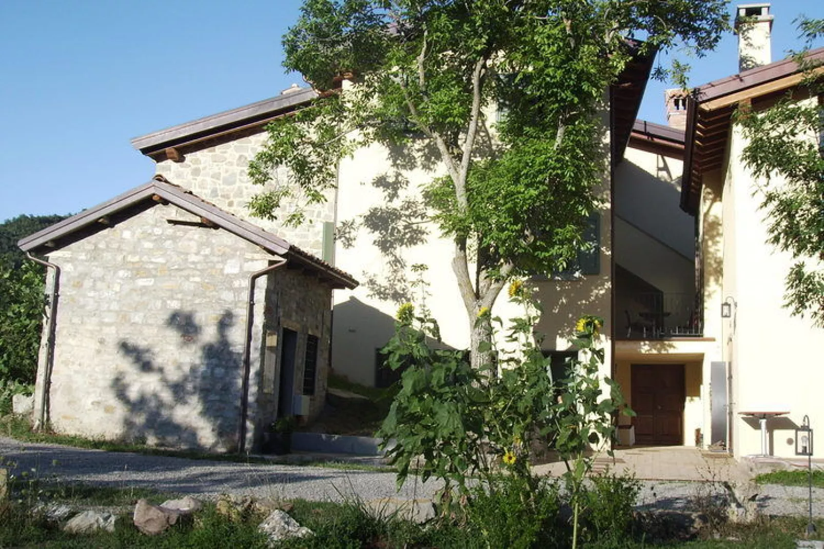 Borgo Belvedere Combi-Exterior summer