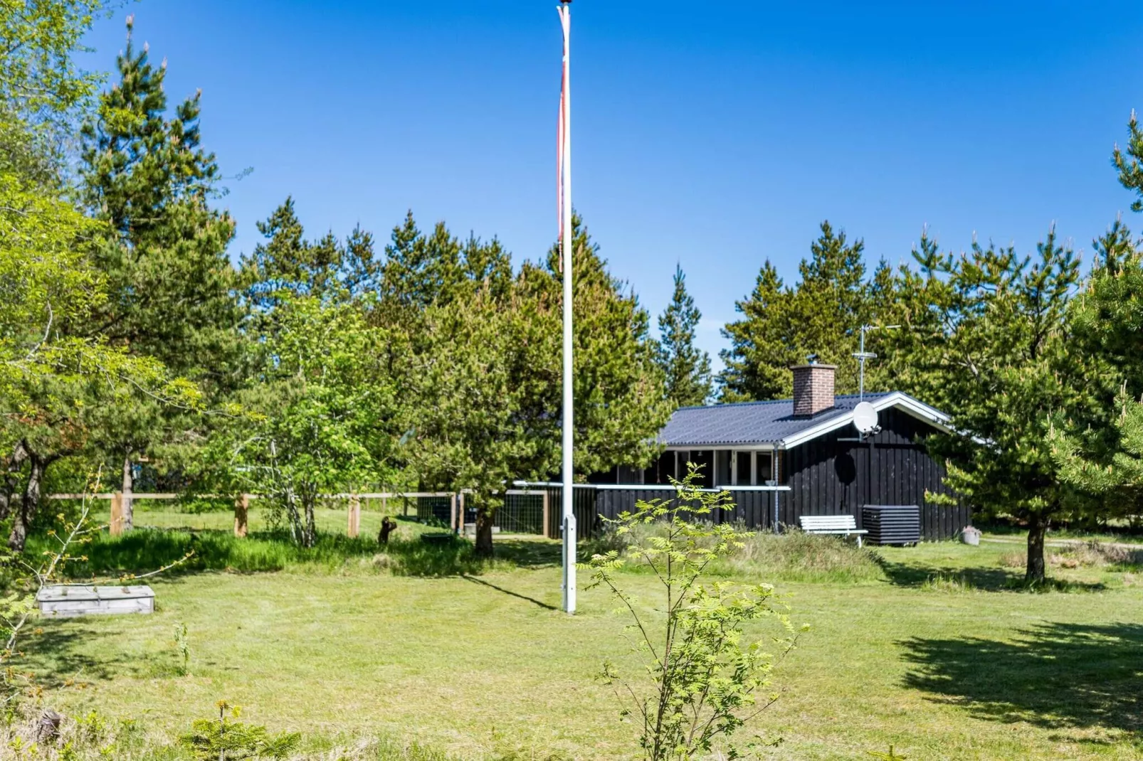 4 person holiday home in Nørre Nebel-Outdoor