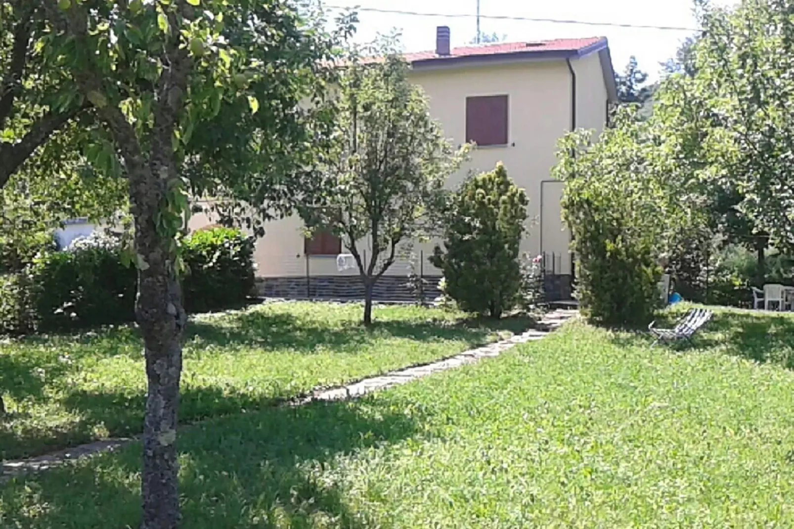 Casa Via Pieve-Exterior summer