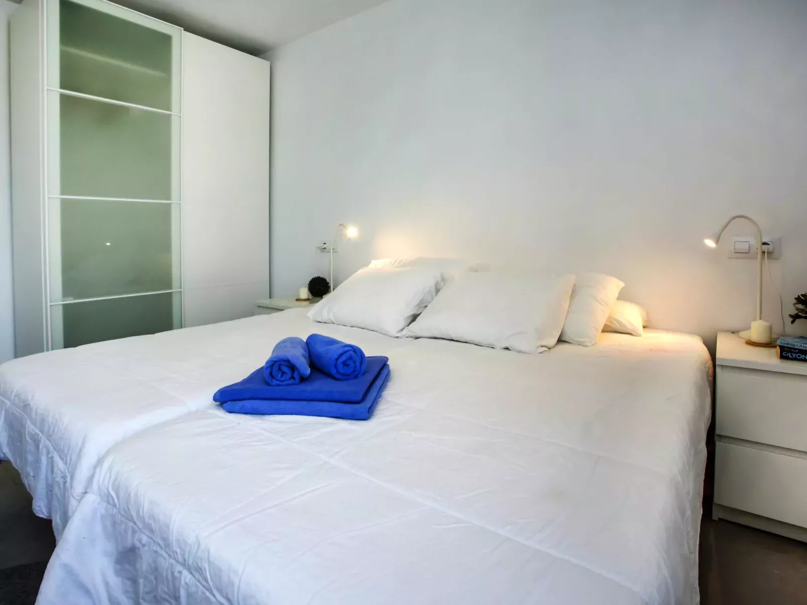 Villa Irenal-Inside