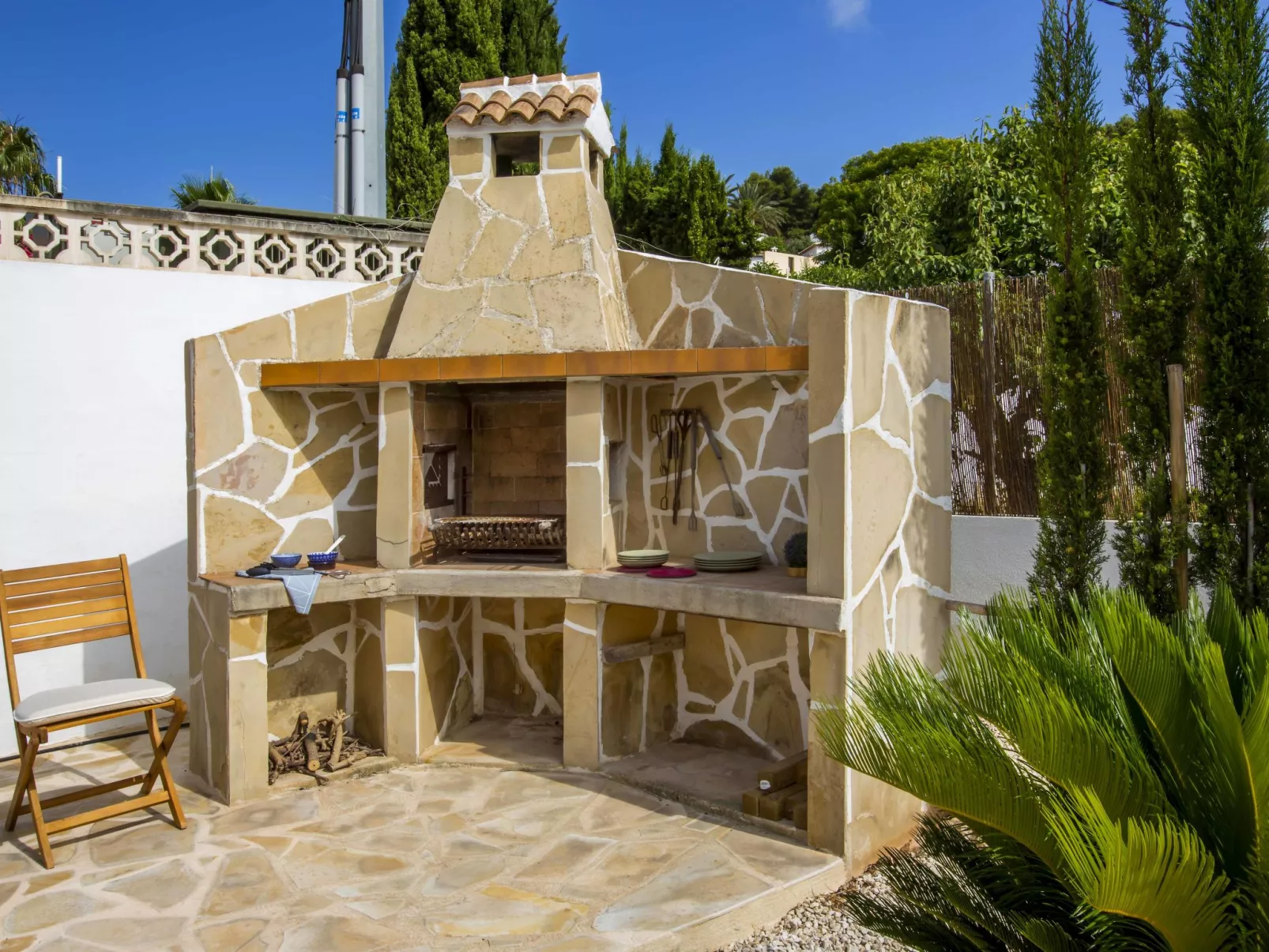 Villa Irenal-Outside