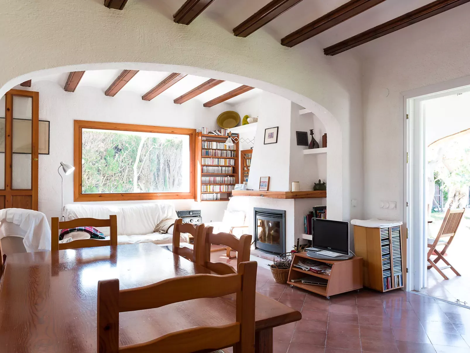 Toscal-Inside