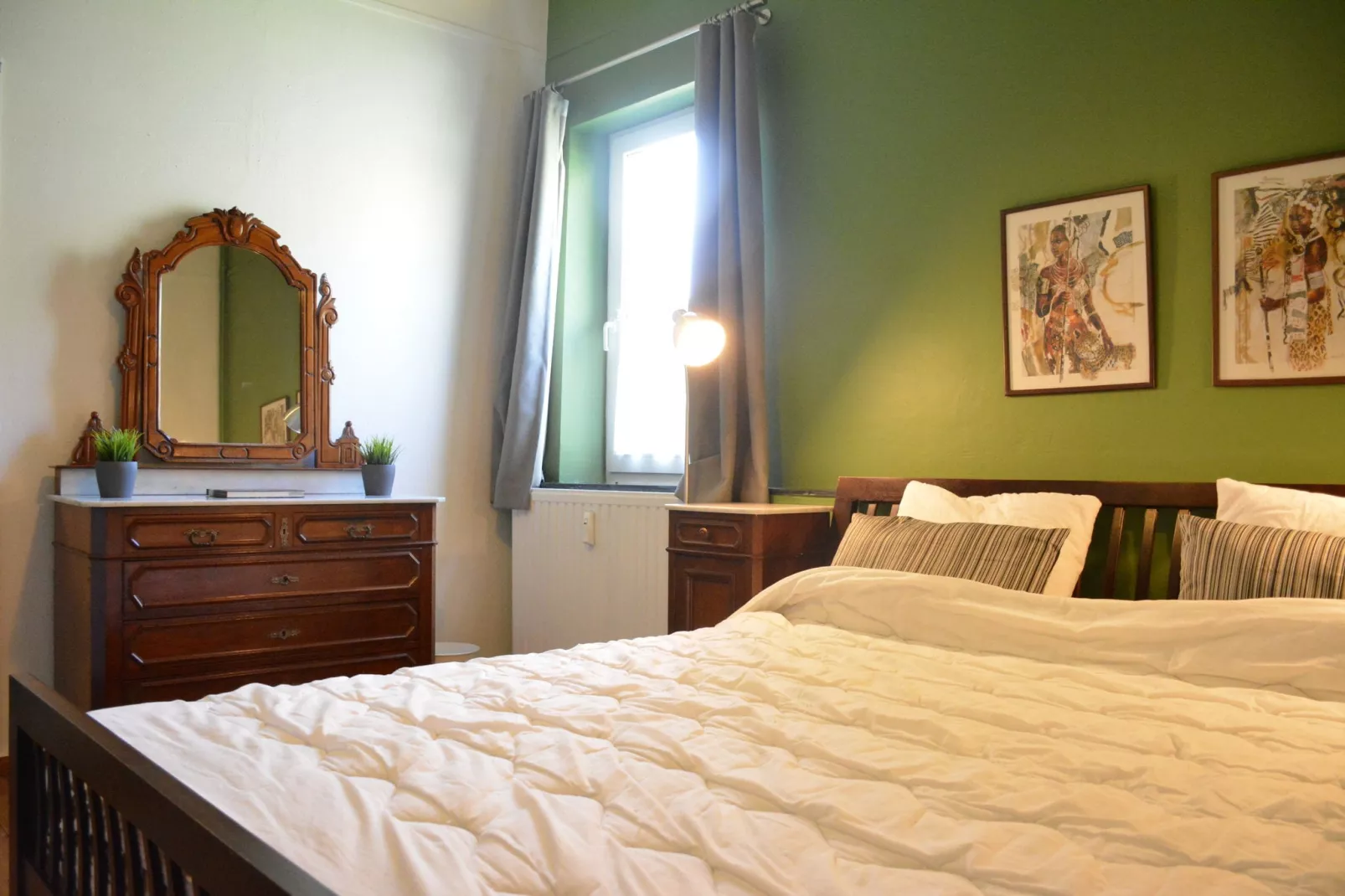 Enjoysquare 22-Bedroom