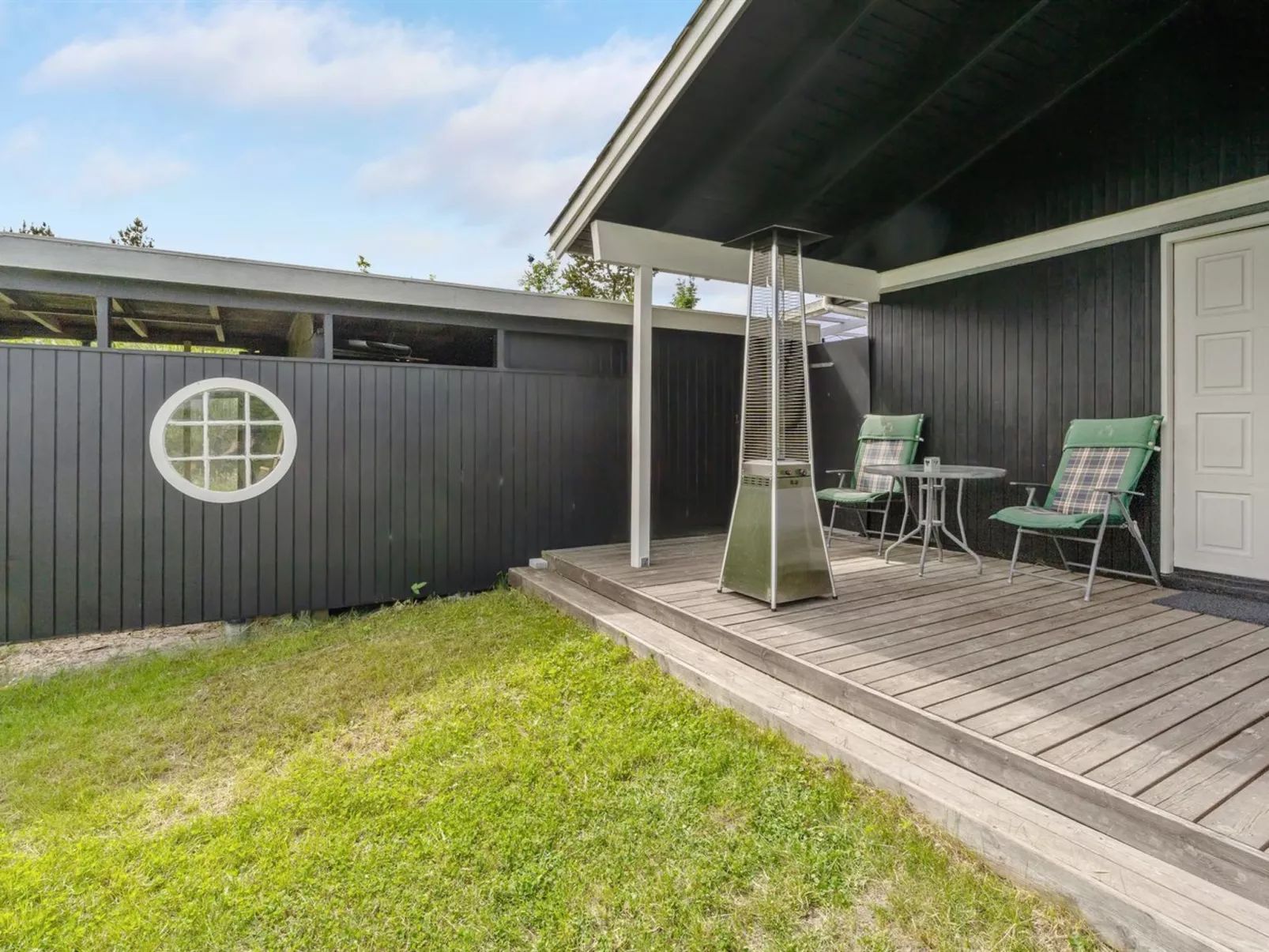 "Resi" - 400m from the sea-Outside