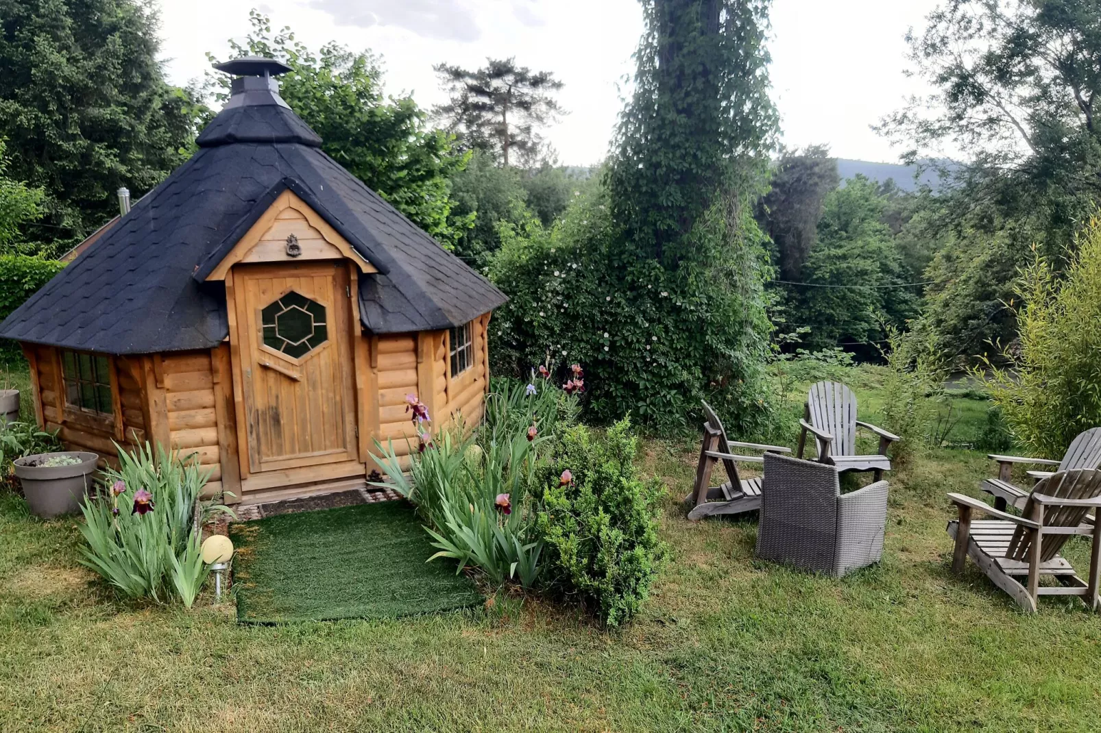 LA MAISON DU GARDIEN-Gebiete Sommer 1 km