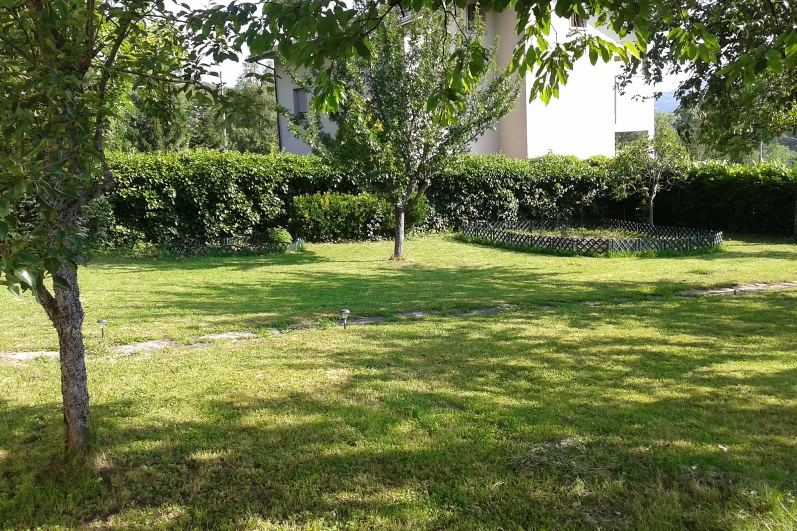 Casa Via Pieve-Gardens summer