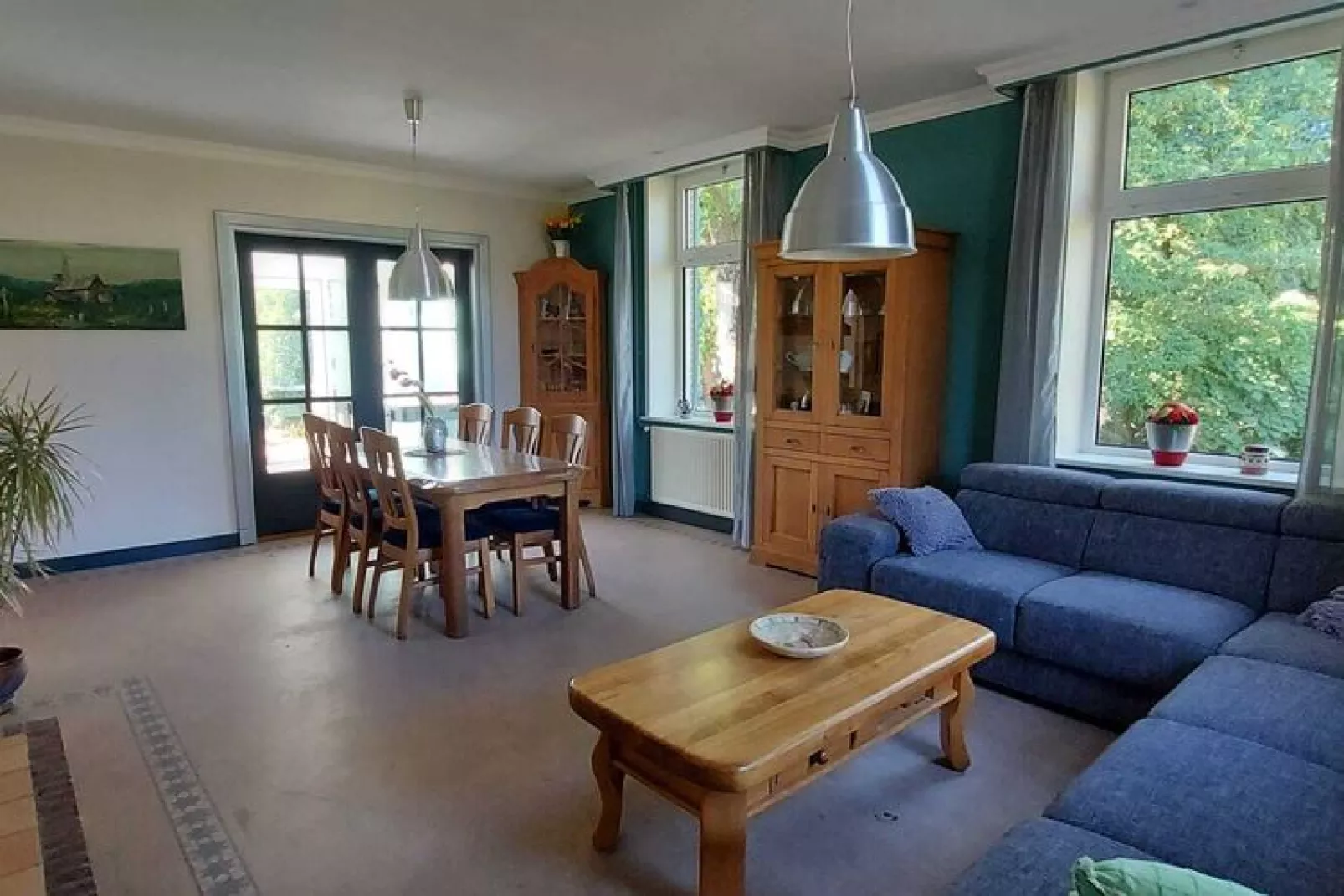 Huize Hops-Dining room