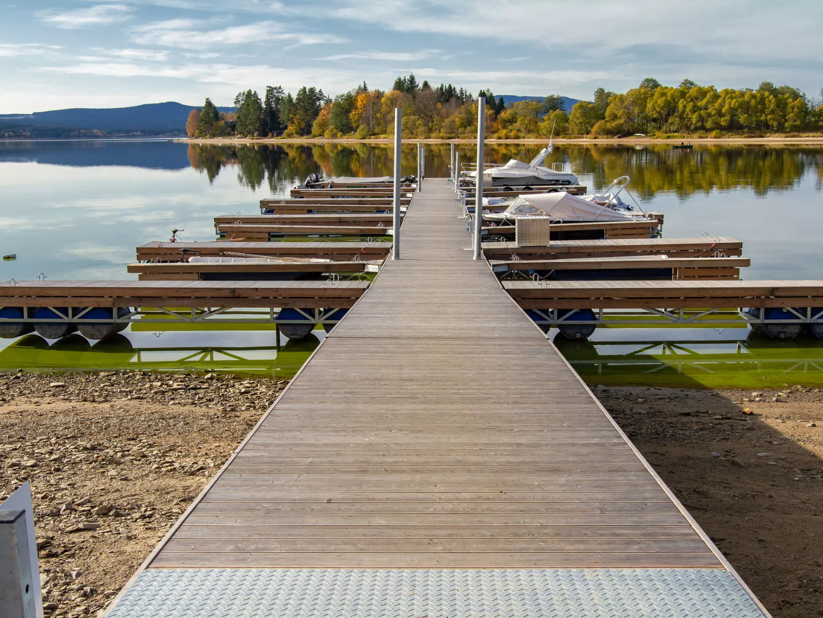 Lakeside Village 13-Dehors