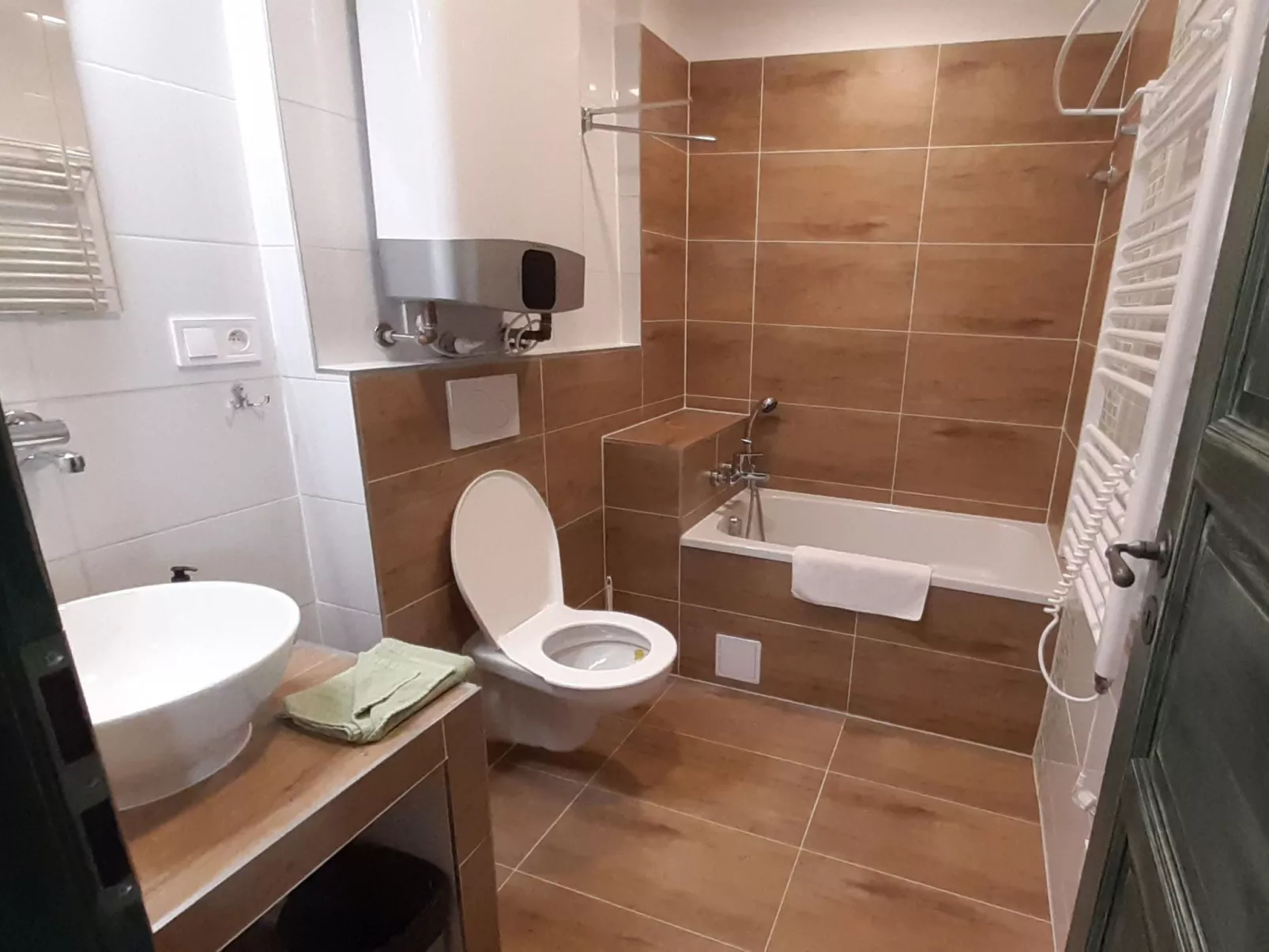 Vodopády Černá Desná-Inside