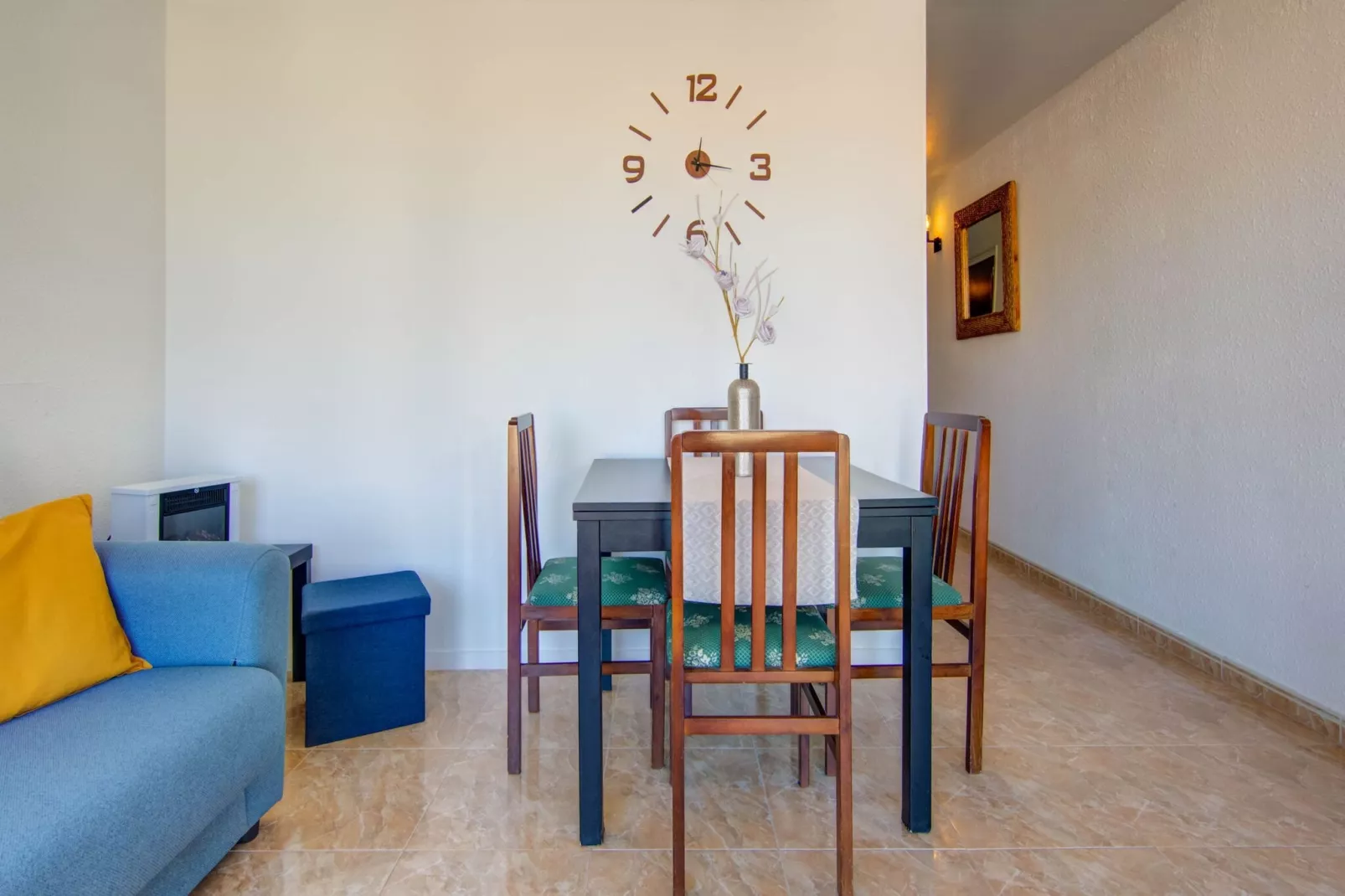 Precioso apartamento en Lloret de Mar-Dining room