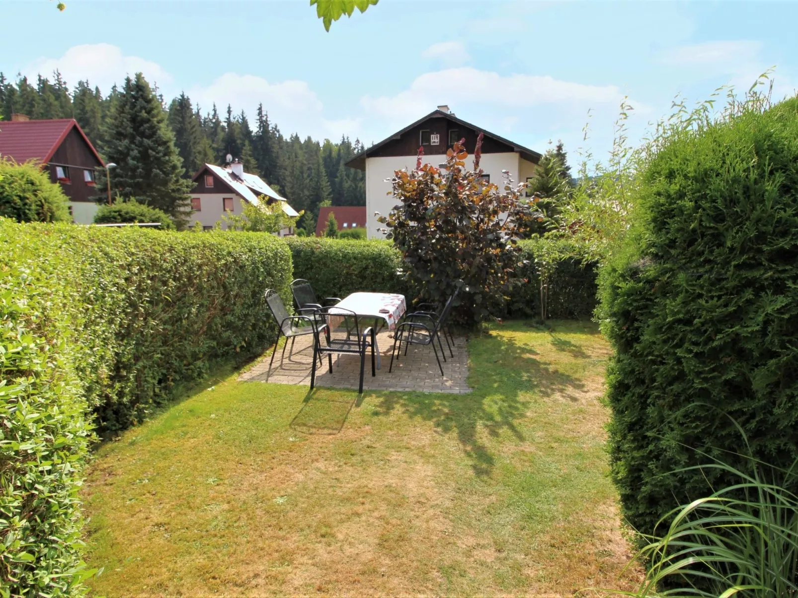 Nový Svět 417-Outside